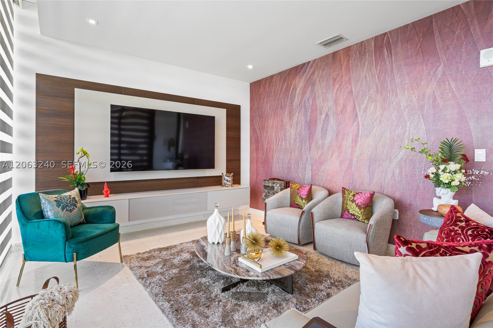 3581 E Glencoe St #505 Miami, FL 33133