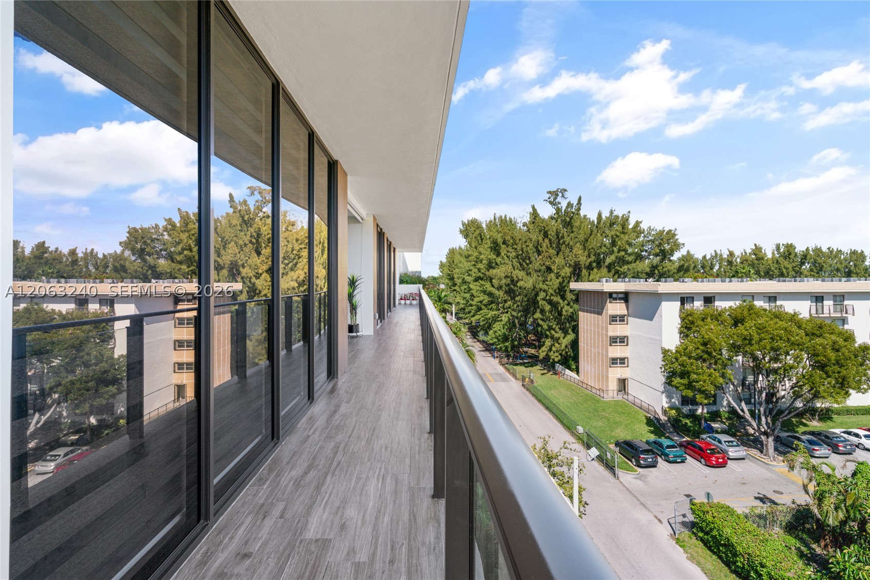 3581 E Glencoe St #505 Miami, FL 33133