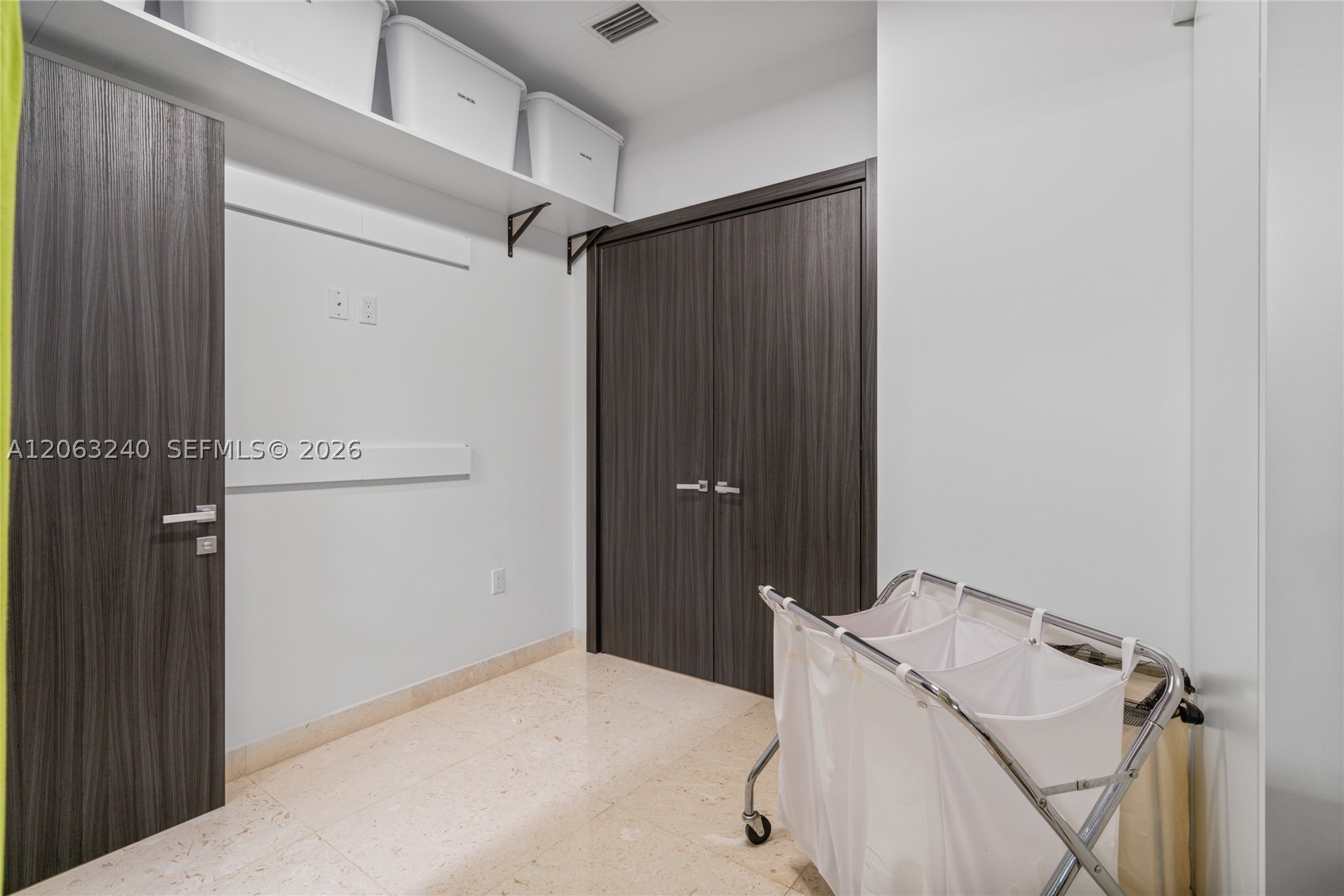 3581 E Glencoe St #505 Miami, FL 33133