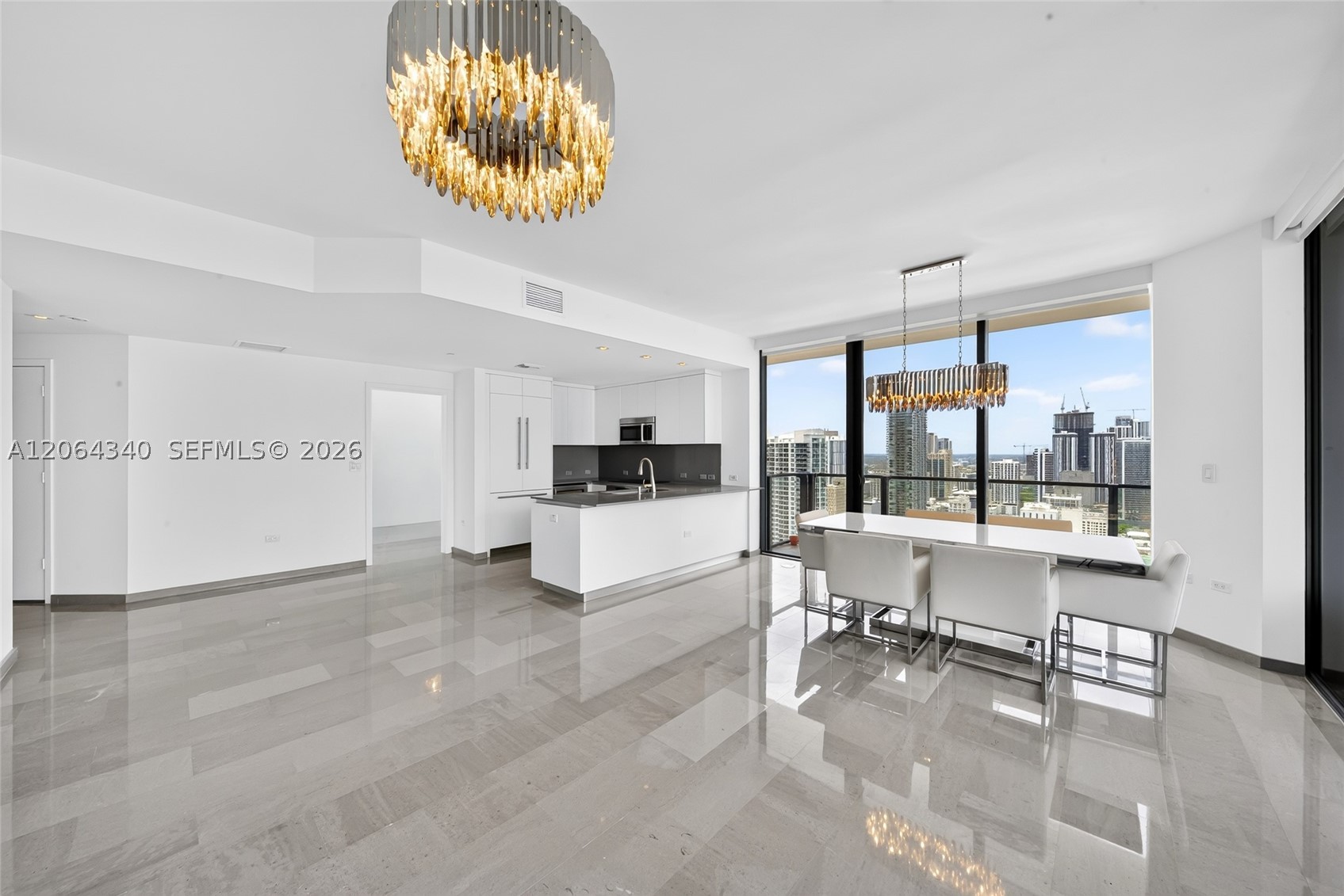 image Reach Brickell City Centre7