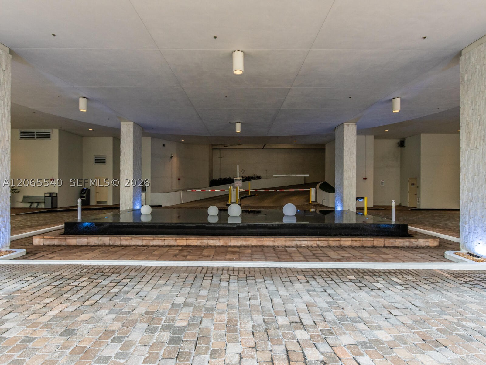 image 1060 Brickell - 105033