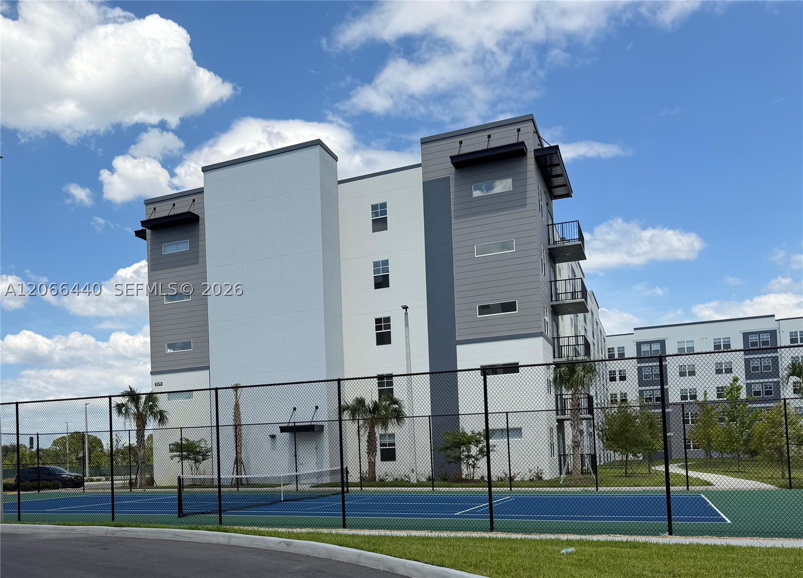 5563 Millenia Park #201 Orlando, FL 32839