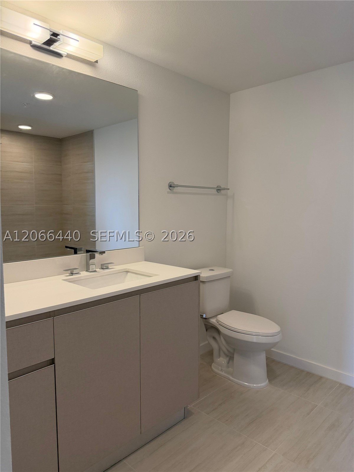5563 Millenia Park #201 Orlando, FL 32839