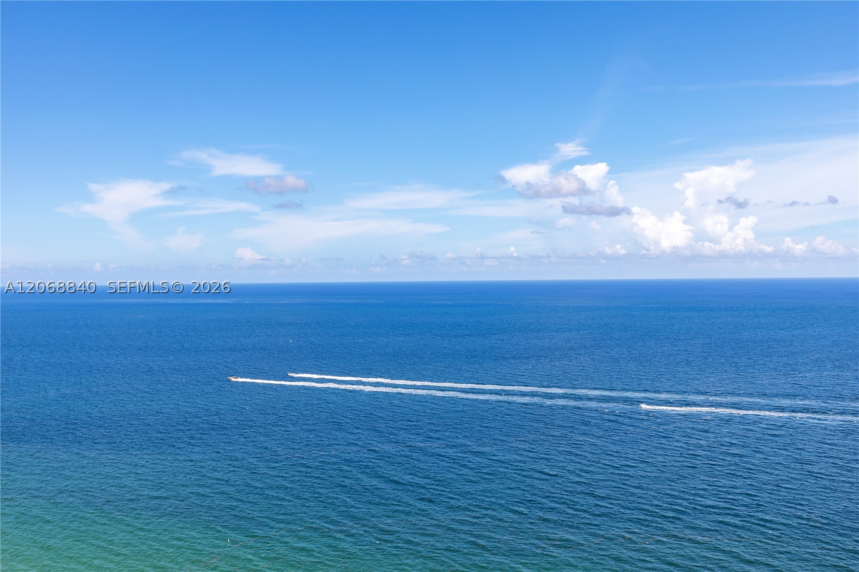 image Beach Club 121