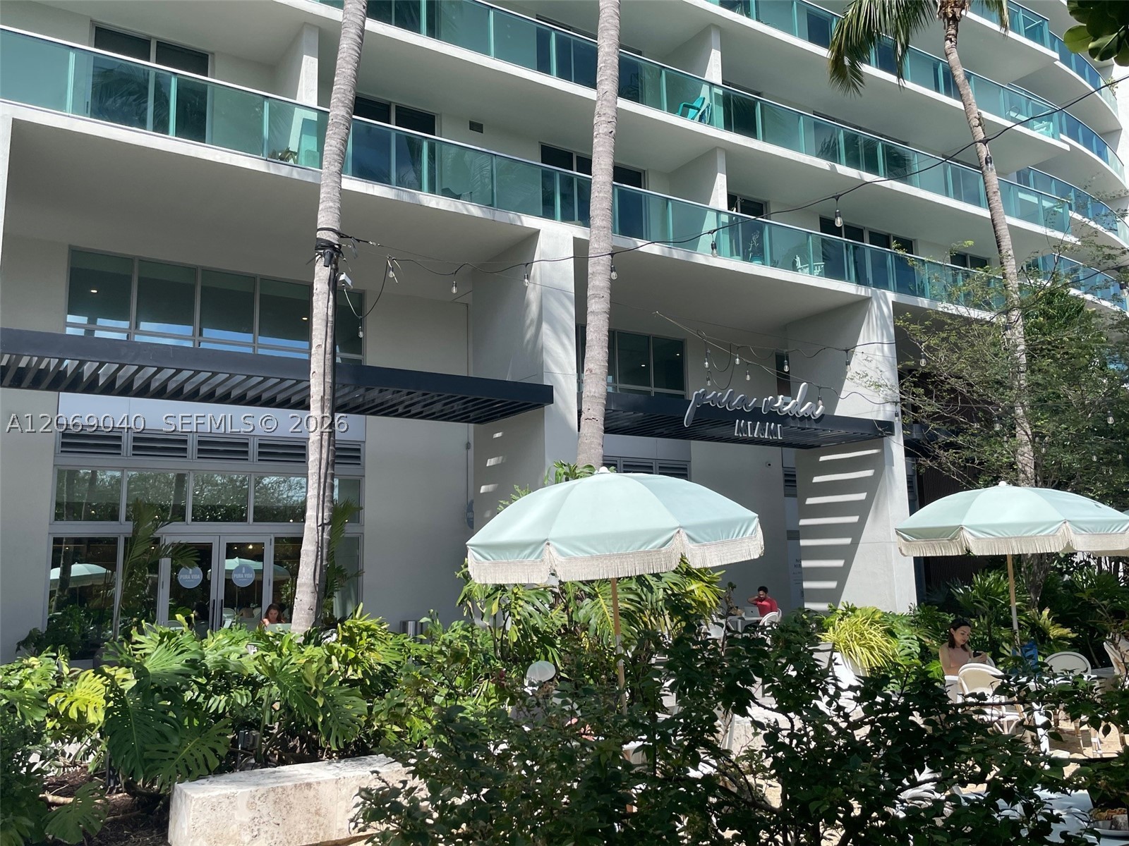 image Flamingo South Beach28