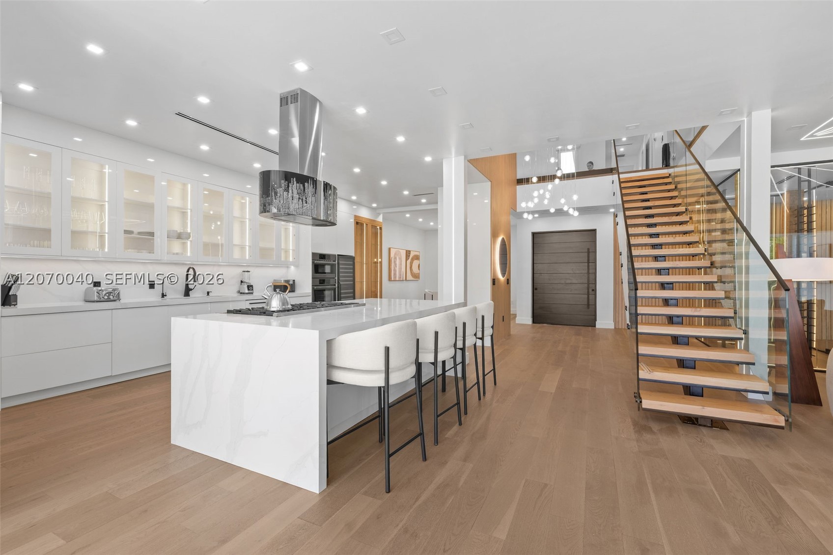 257 N Coconut Ln Miami Beach, FL 33139