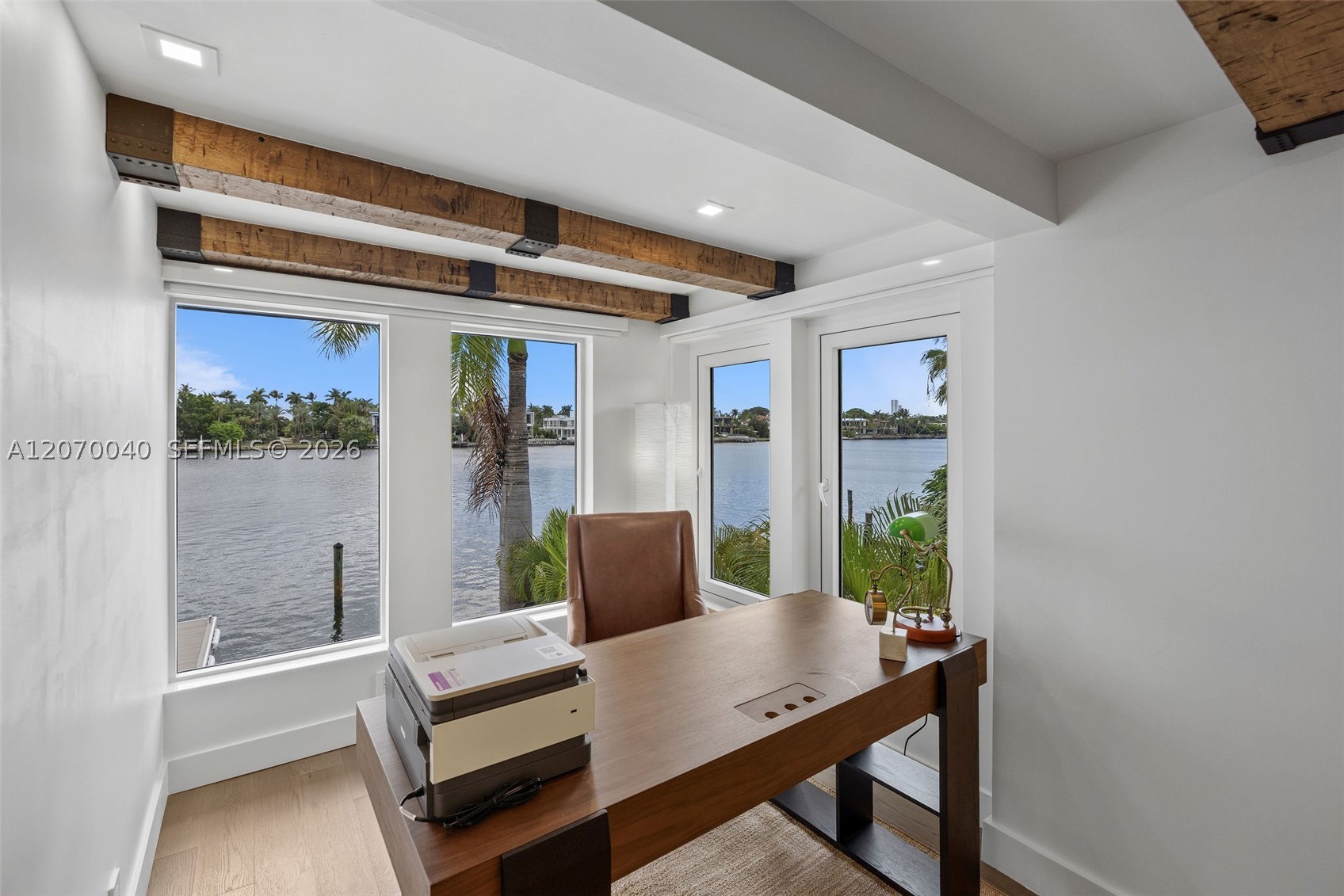 257 N Coconut Ln Miami Beach, FL 33139
