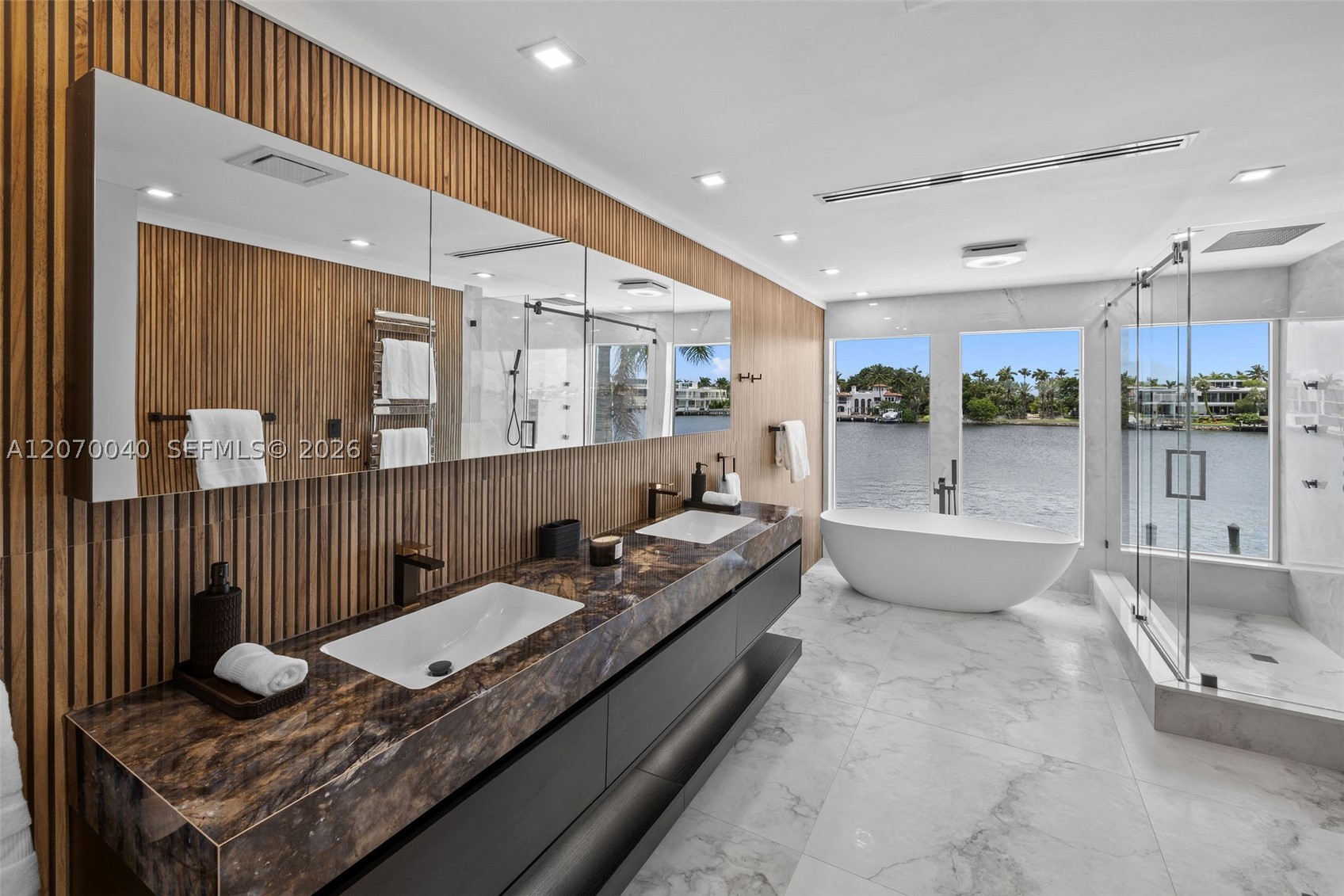 257 N Coconut Ln Miami Beach, FL 33139