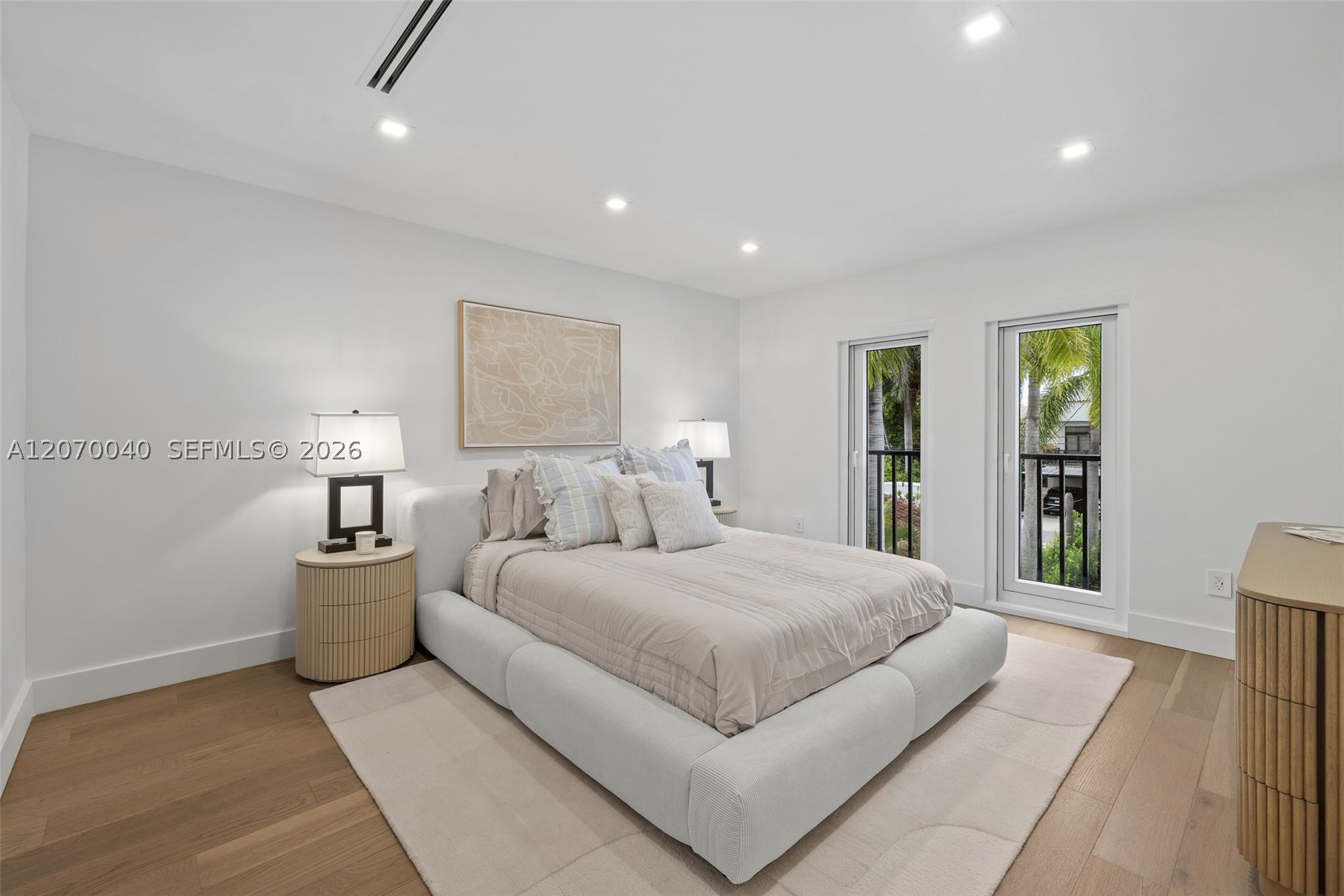 257 N Coconut Ln Miami Beach, FL 33139