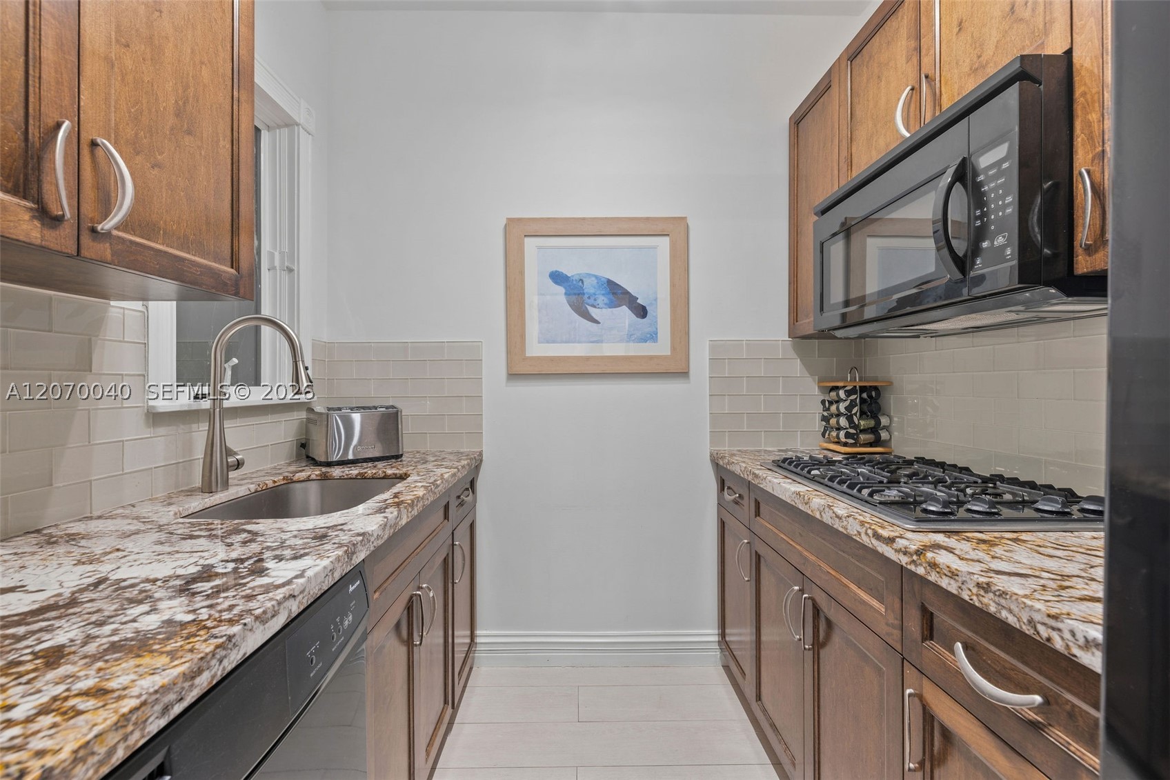 257 N Coconut Ln Miami Beach, FL 33139