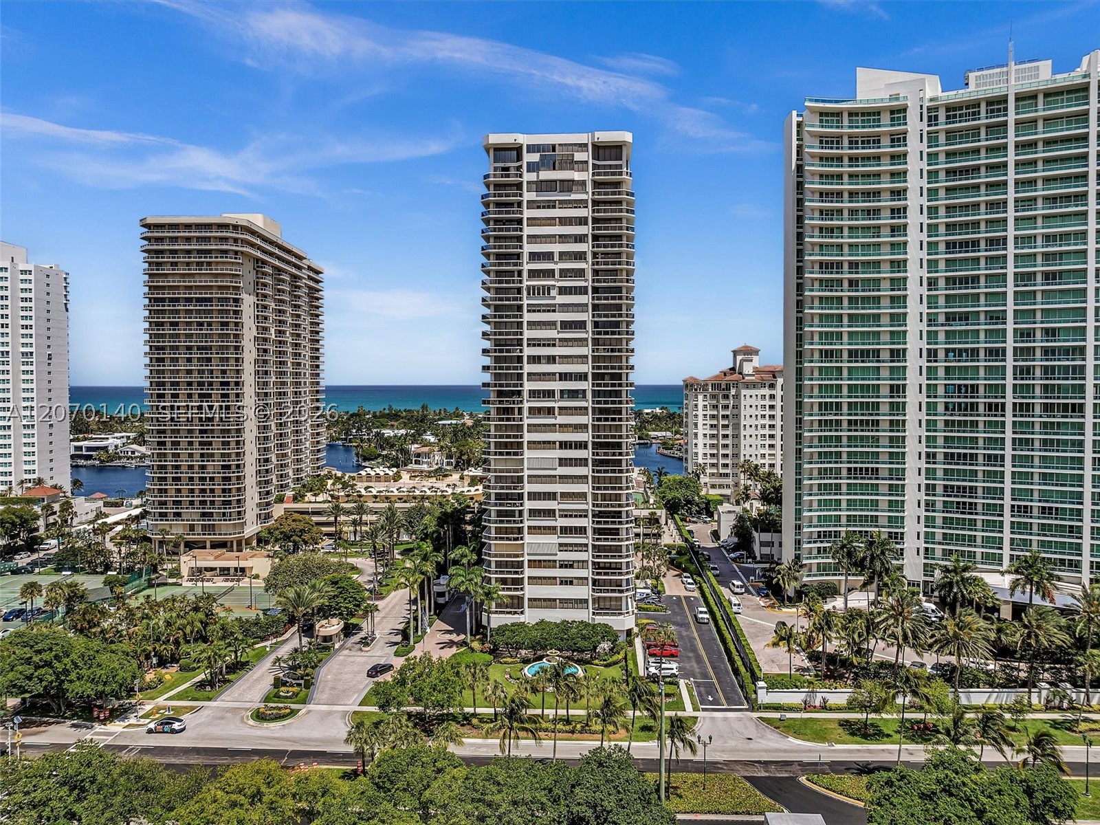 20185 E Country Clb Dr #2101 Aventura, FL 33180