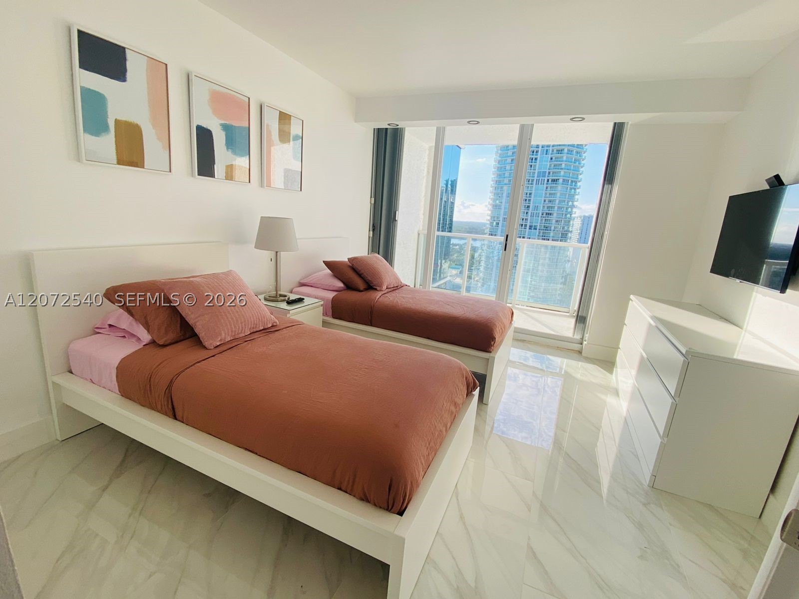 16445 Collins Ave #1624 Sunny Isles Beach, FL 33160
