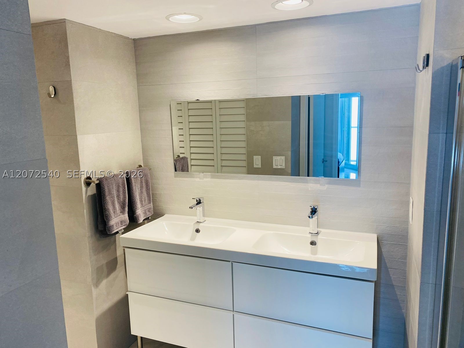 16445 Collins Ave #1624 Sunny Isles Beach, FL 33160