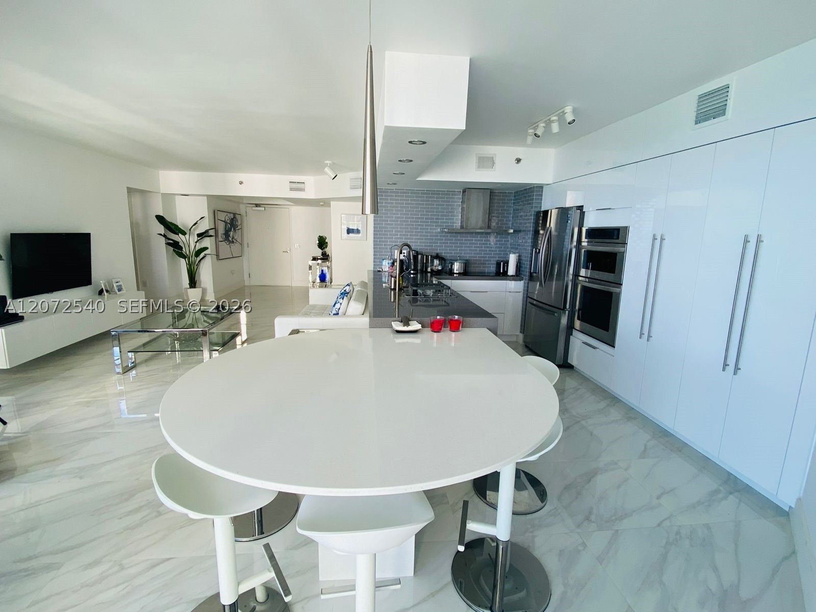 16445 Collins Ave #1624 Sunny Isles Beach, FL 33160