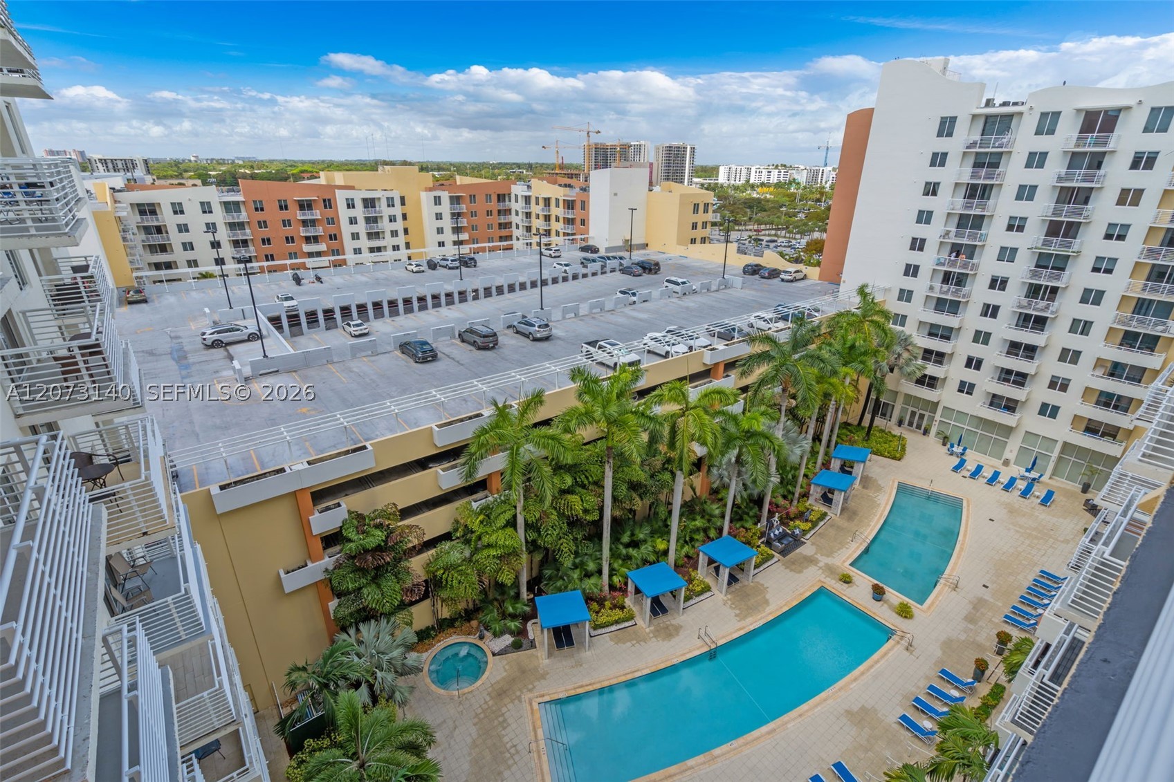 image The Venture at Aventura18