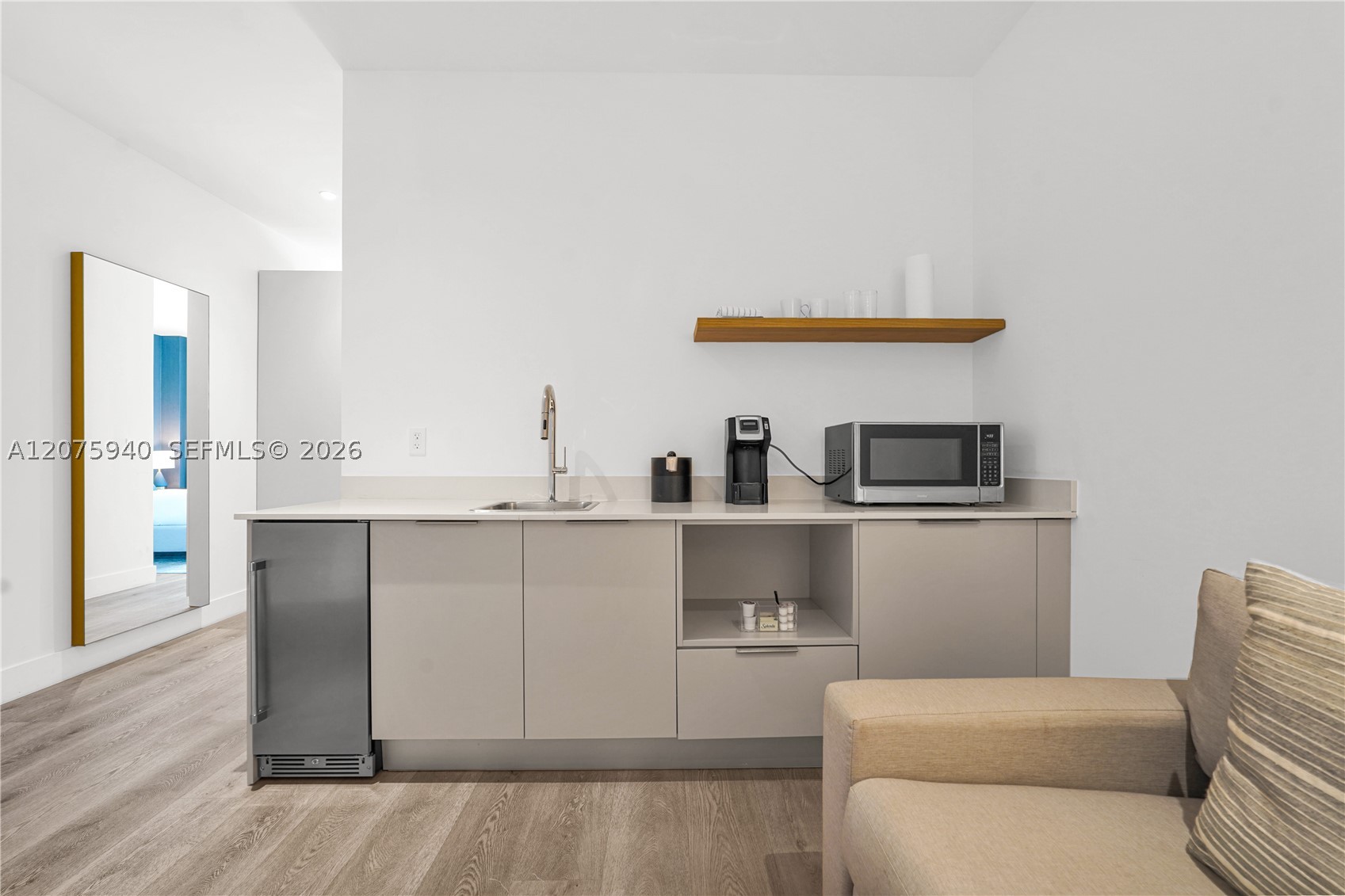 image Smart Brickell III13