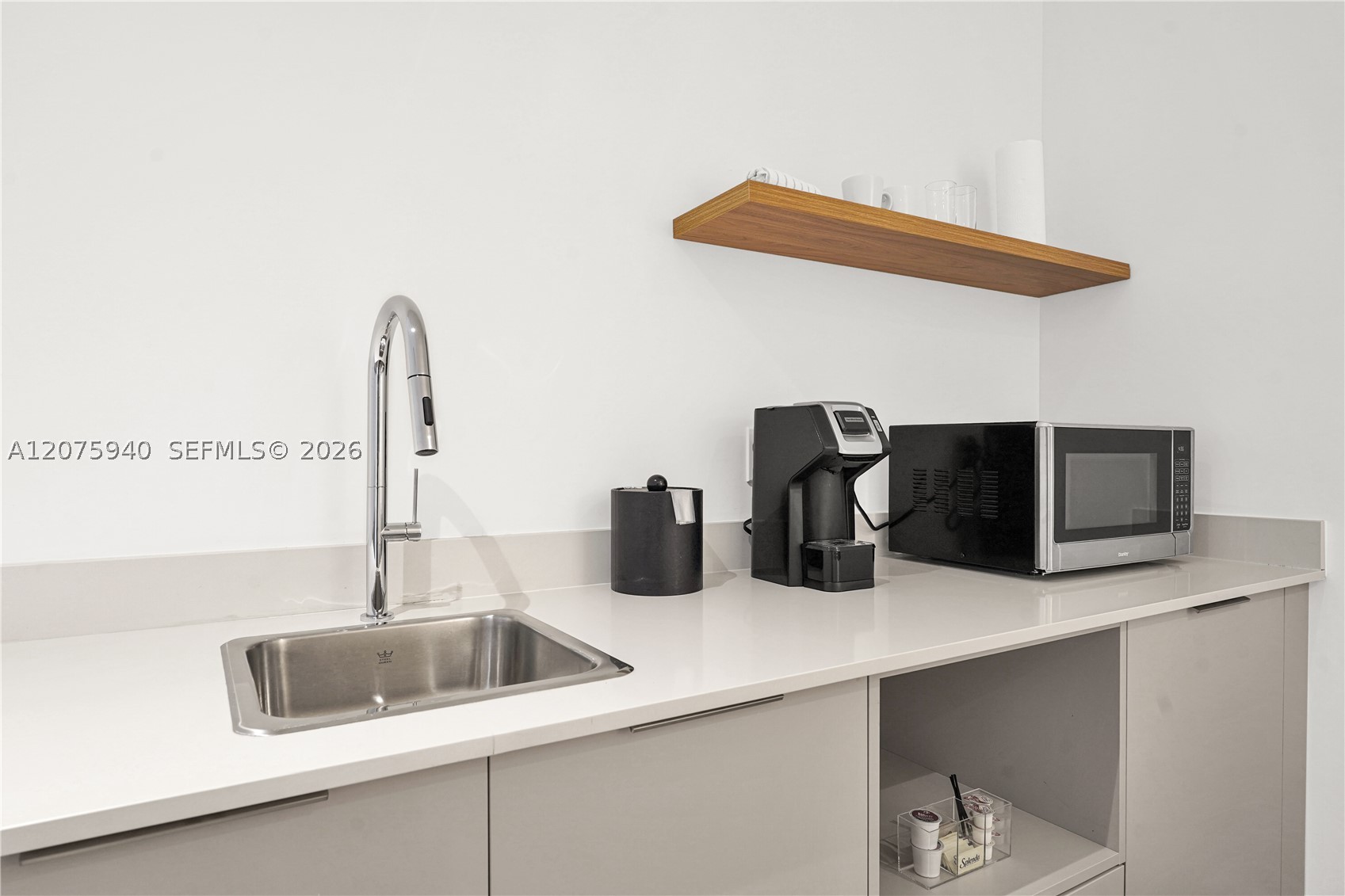 image Smart Brickell III17
