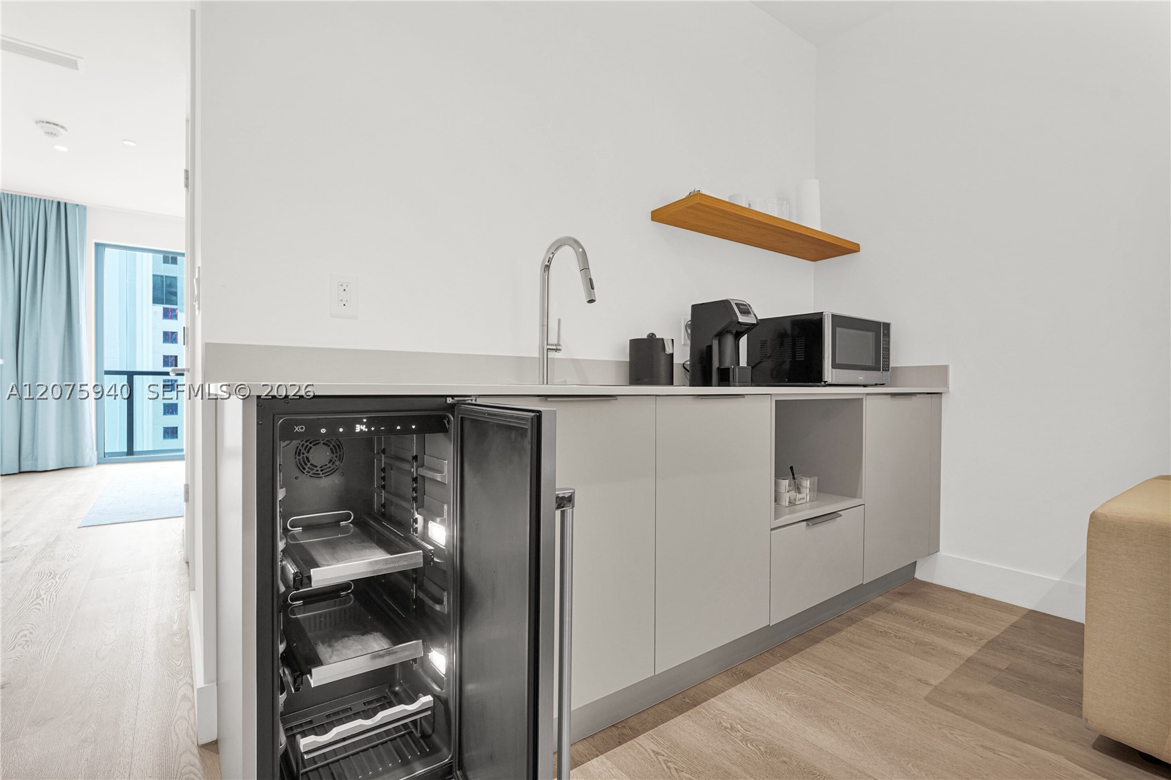 image Smart Brickell III18