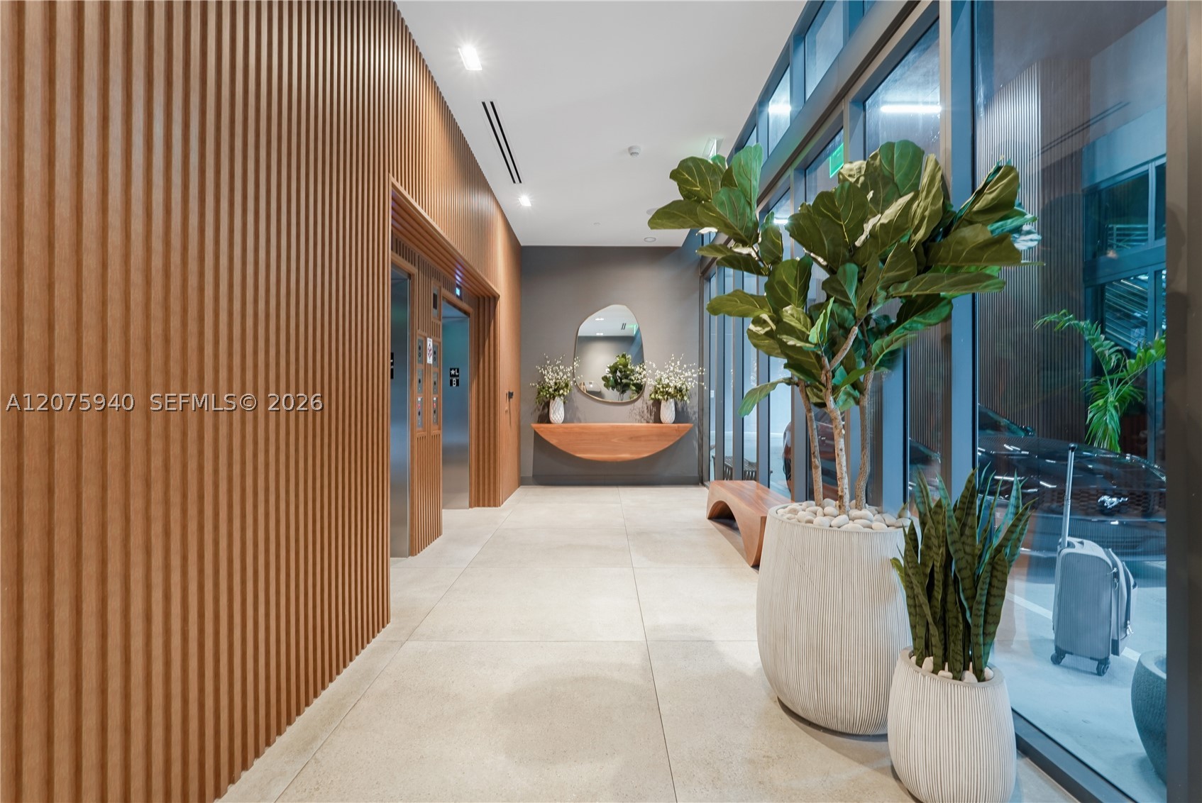 image Smart Brickell III45