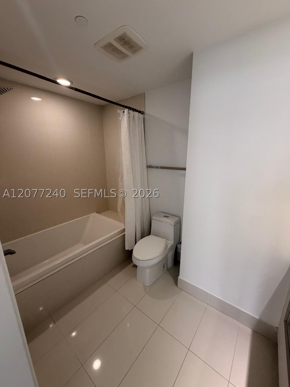 image Brickell Heights West17