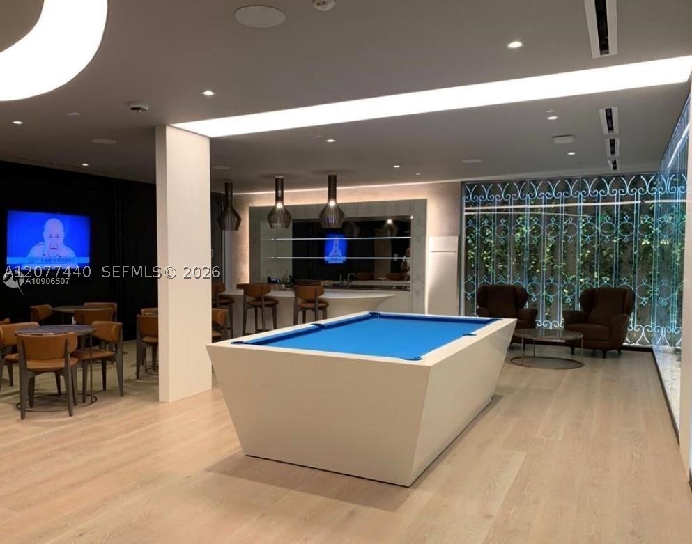 image Brickell Flatiron30