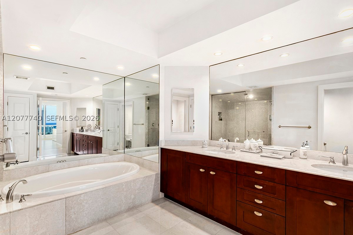 6000 Island Blvd #2204 Aventura, FL 33160