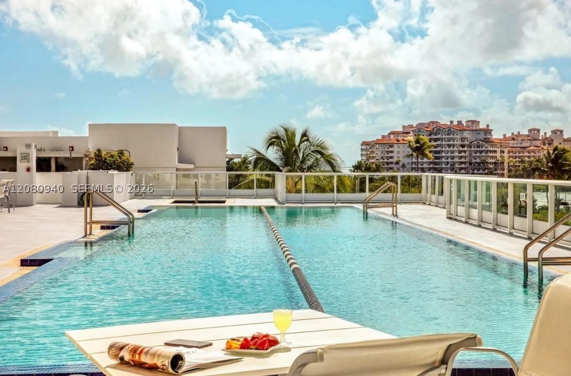 100 S Pointe Dr #1709 Miami Beach, FL 33139