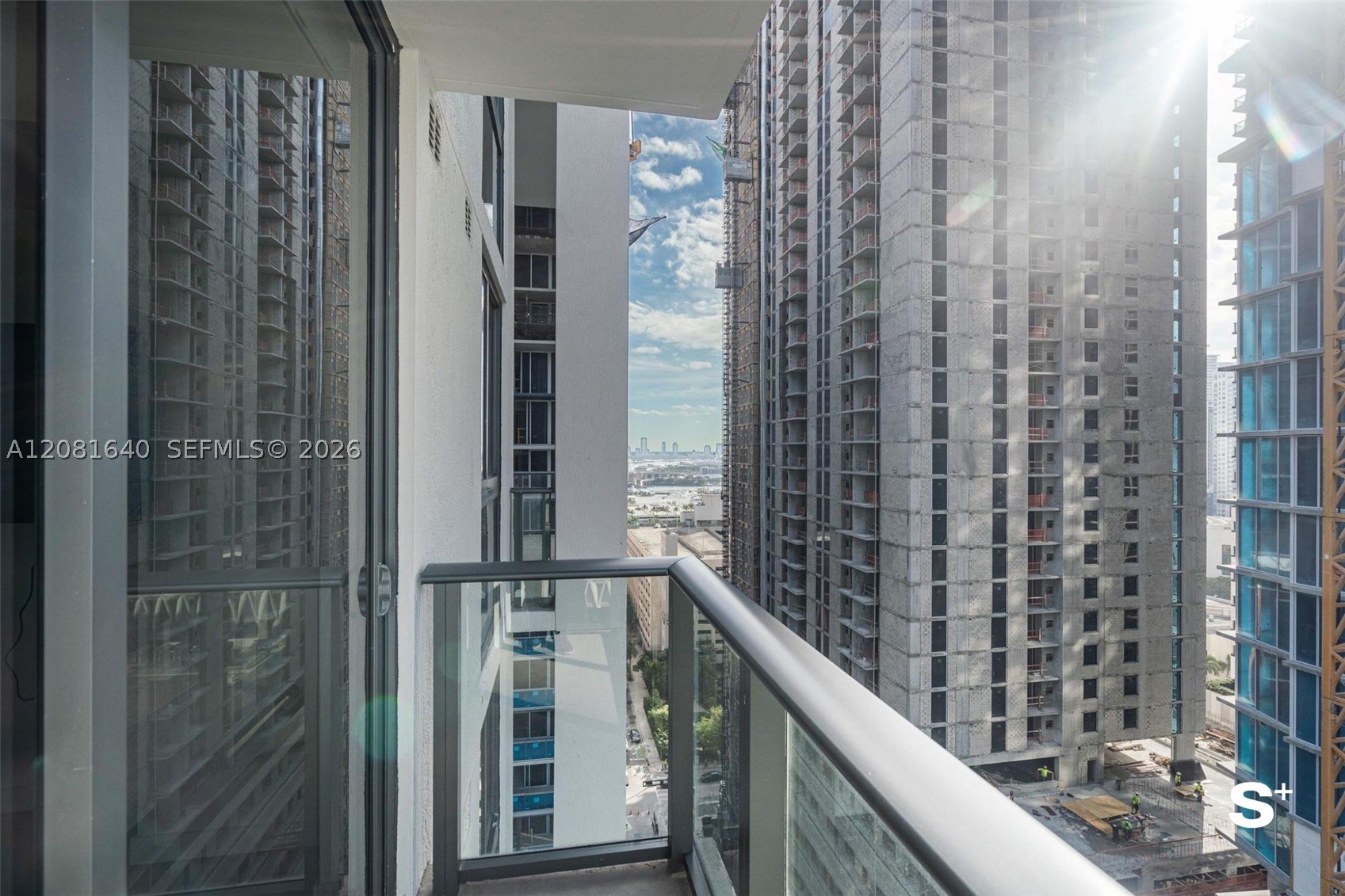 image The Crosby Miami Worldcenter13