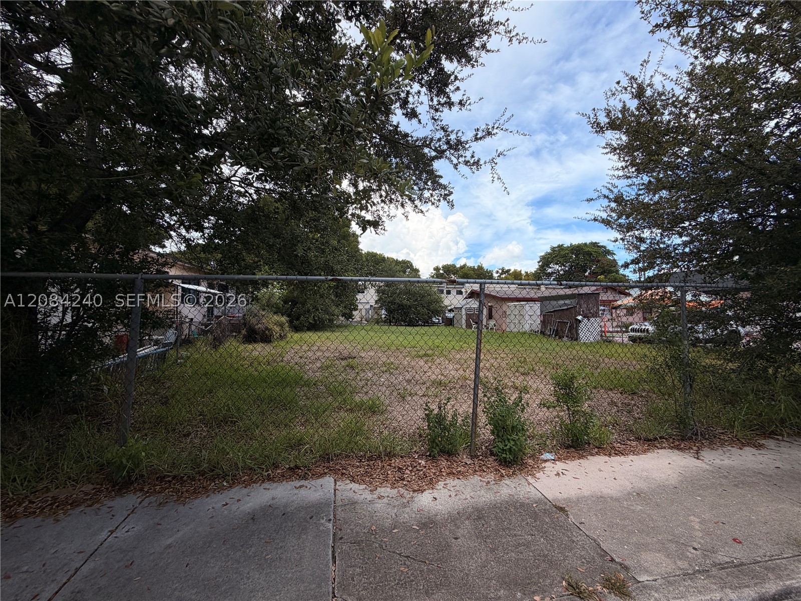 89 NW 34th Ter