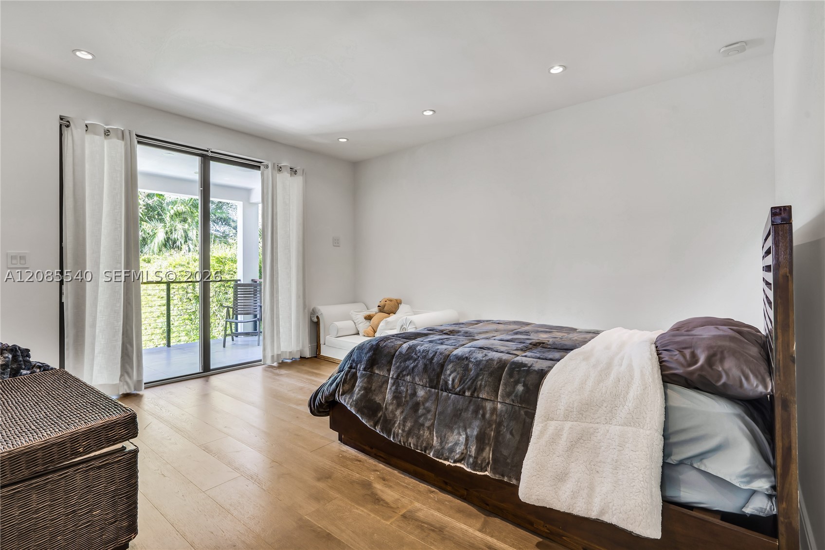 2802 Prairie Ave Miami Beach, FL 33140