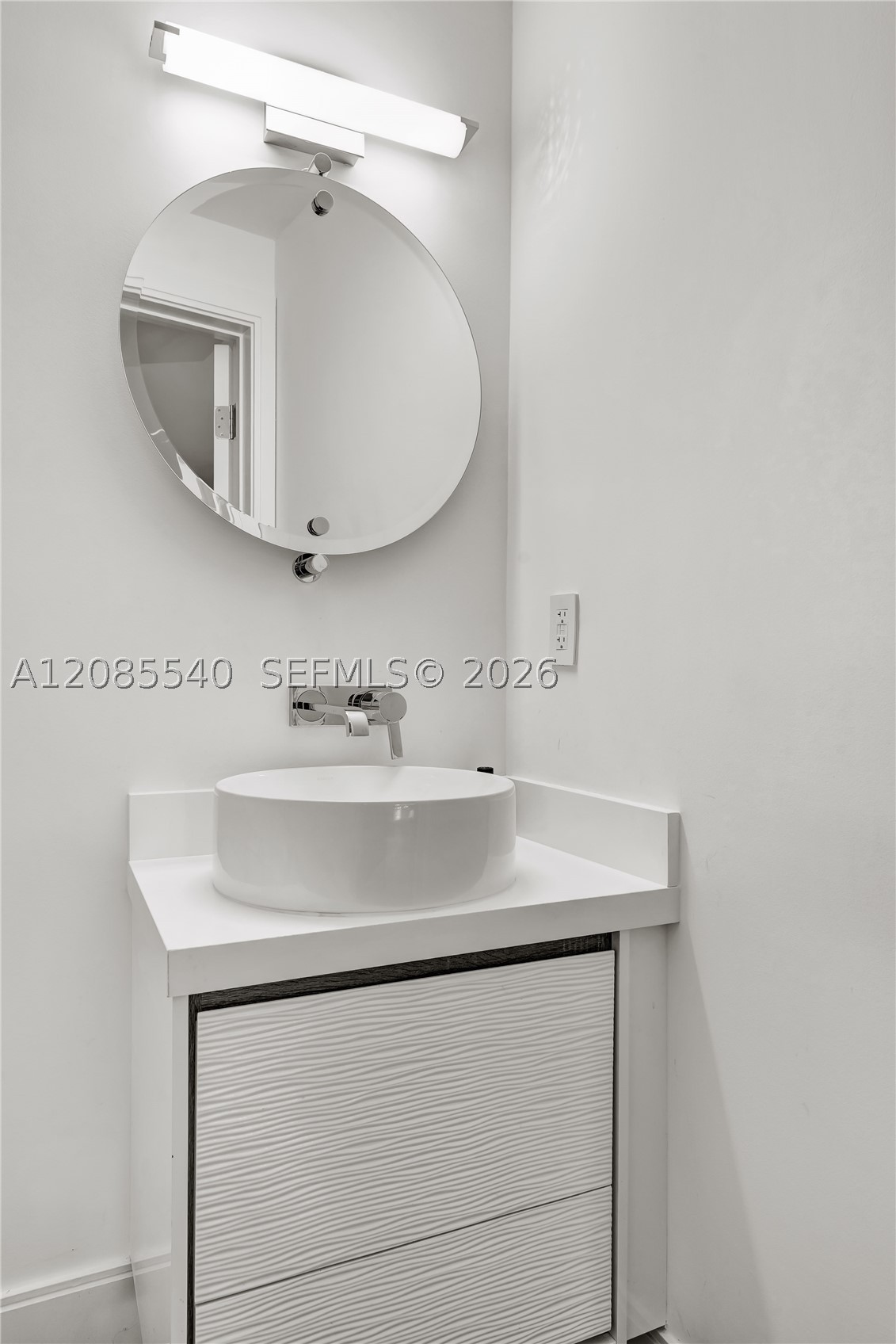 2802 Prairie Ave Miami Beach, FL 33140
