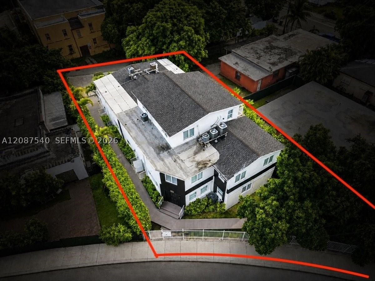 268 NW 34th St Miami, FL 33127