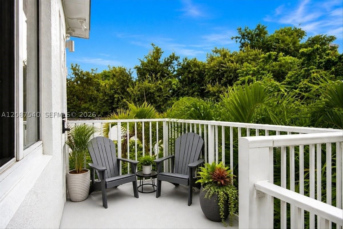 268 NW 34th St Miami, FL 33127