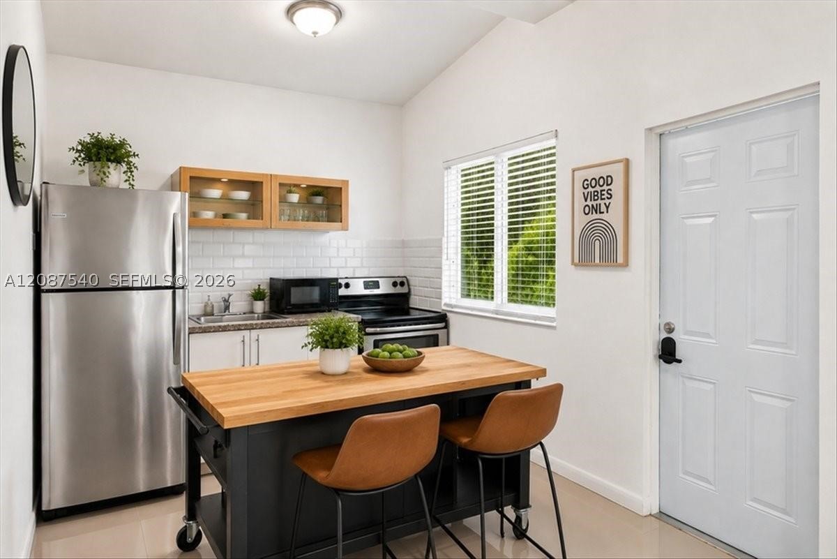 268 NW 34th St Miami, FL 33127