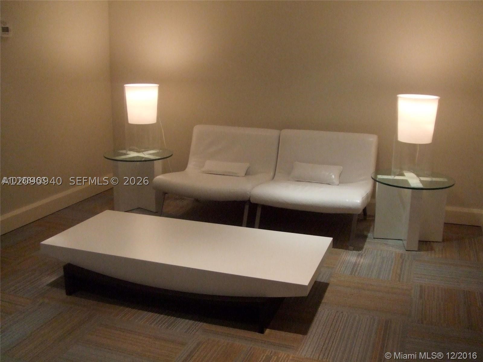 image The Plaza on Brickell West20