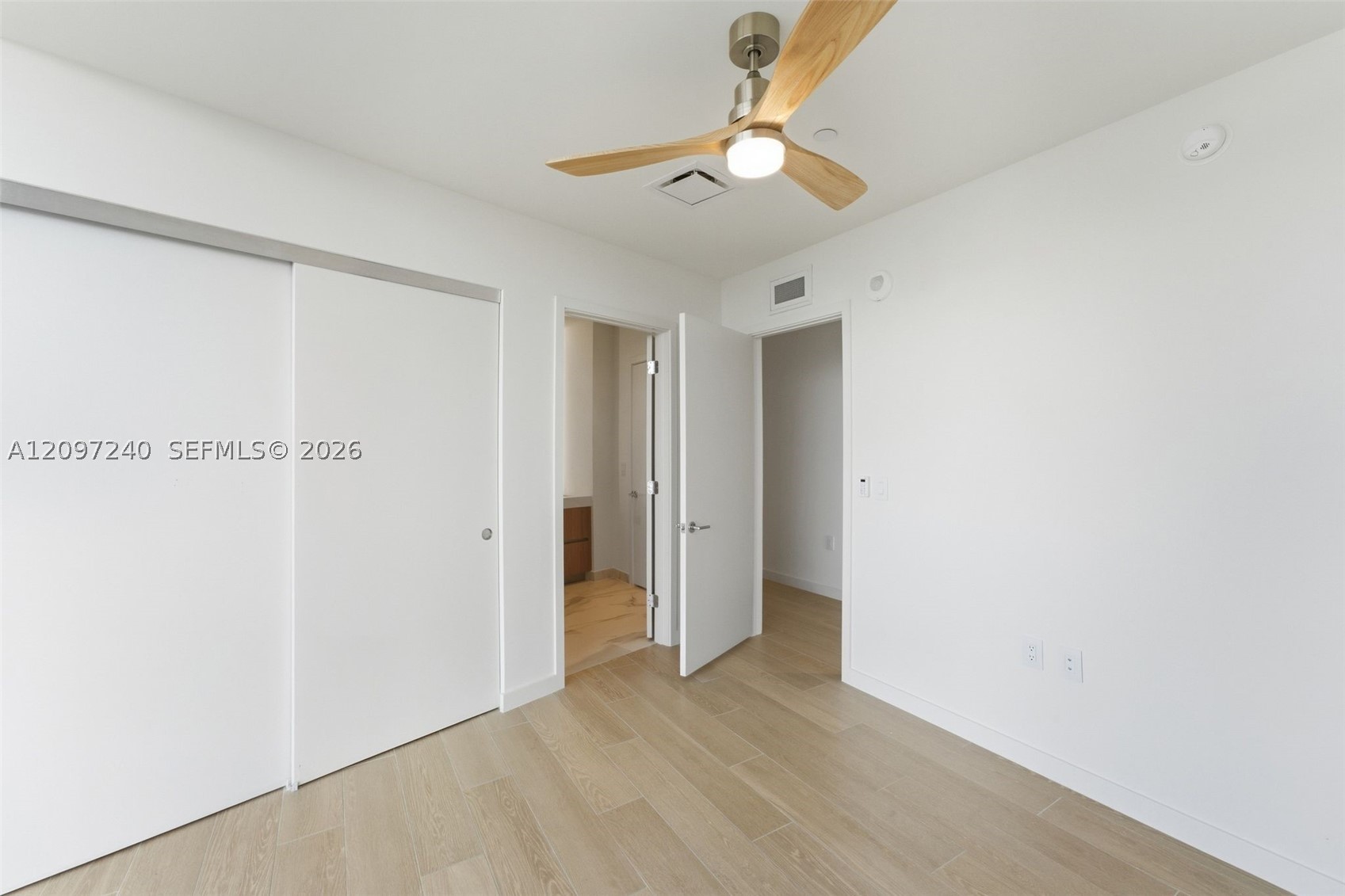 1400 Biscayne Blvd #3007 Miami, FL 33132