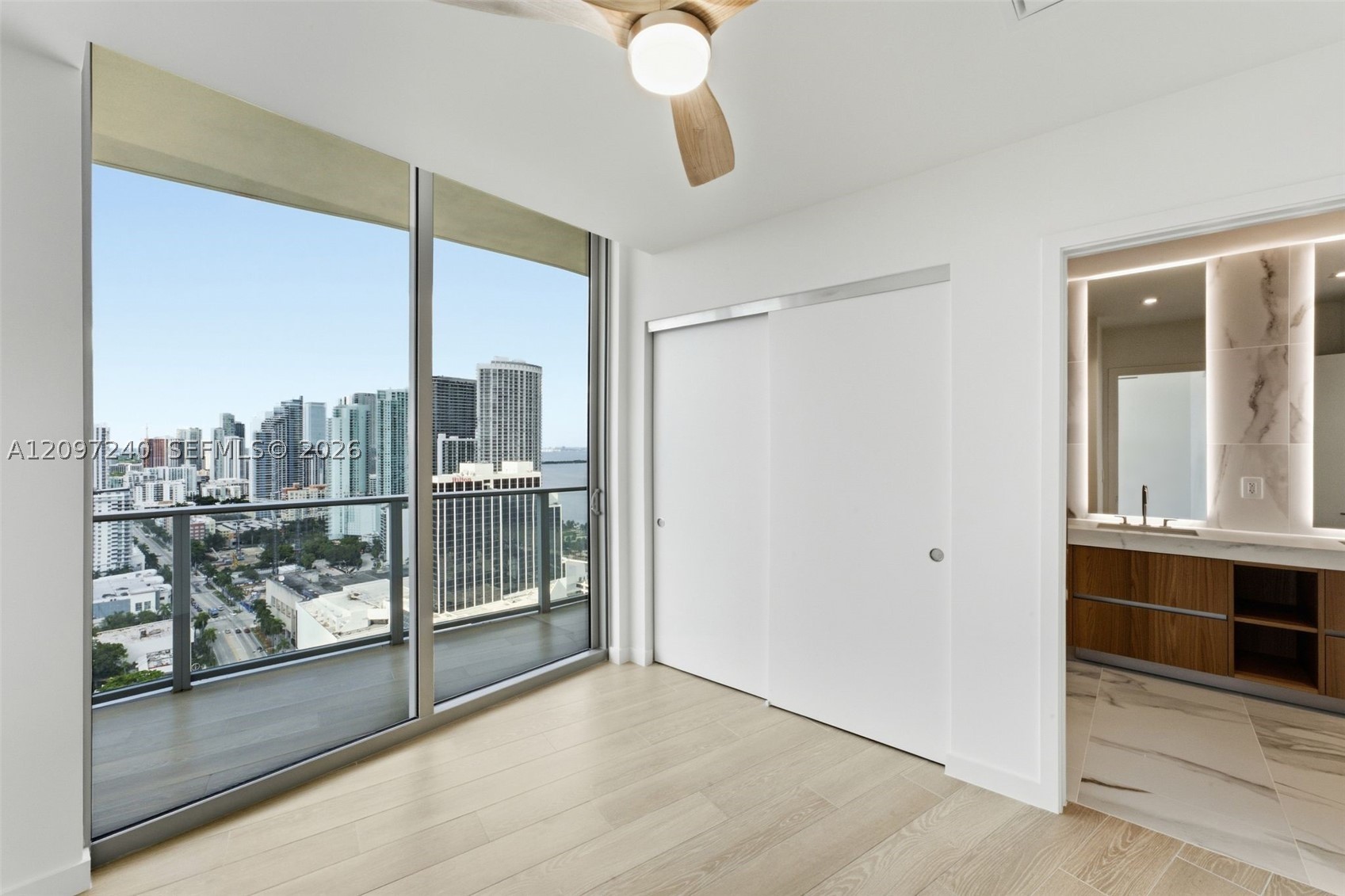 1400 Biscayne Blvd #3007 Miami, FL 33132