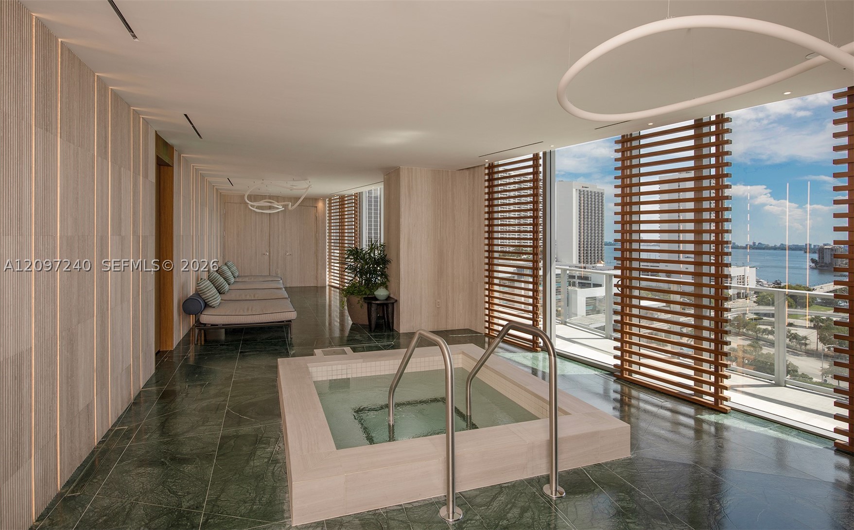 1400 Biscayne Blvd #3007 Miami, FL 33132