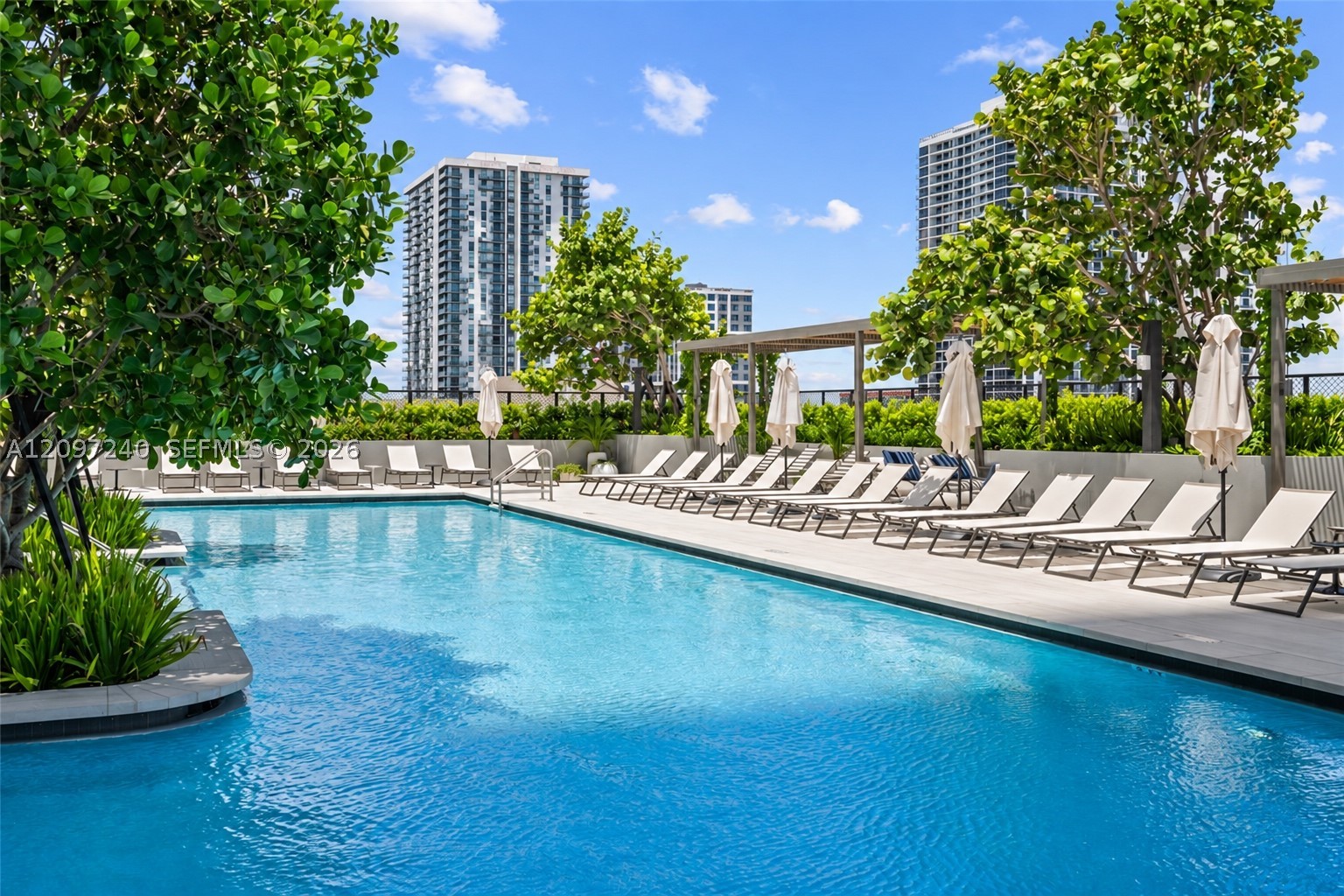 1400 Biscayne Blvd #3007 Miami, FL 33132