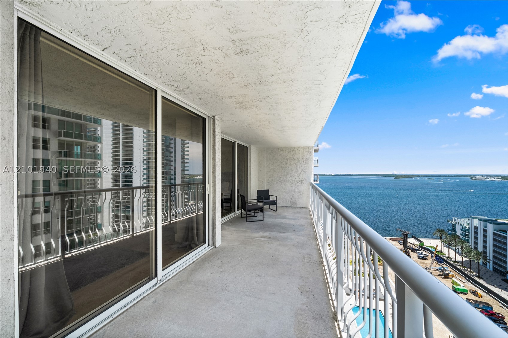 image The Club at Brickell Bay16