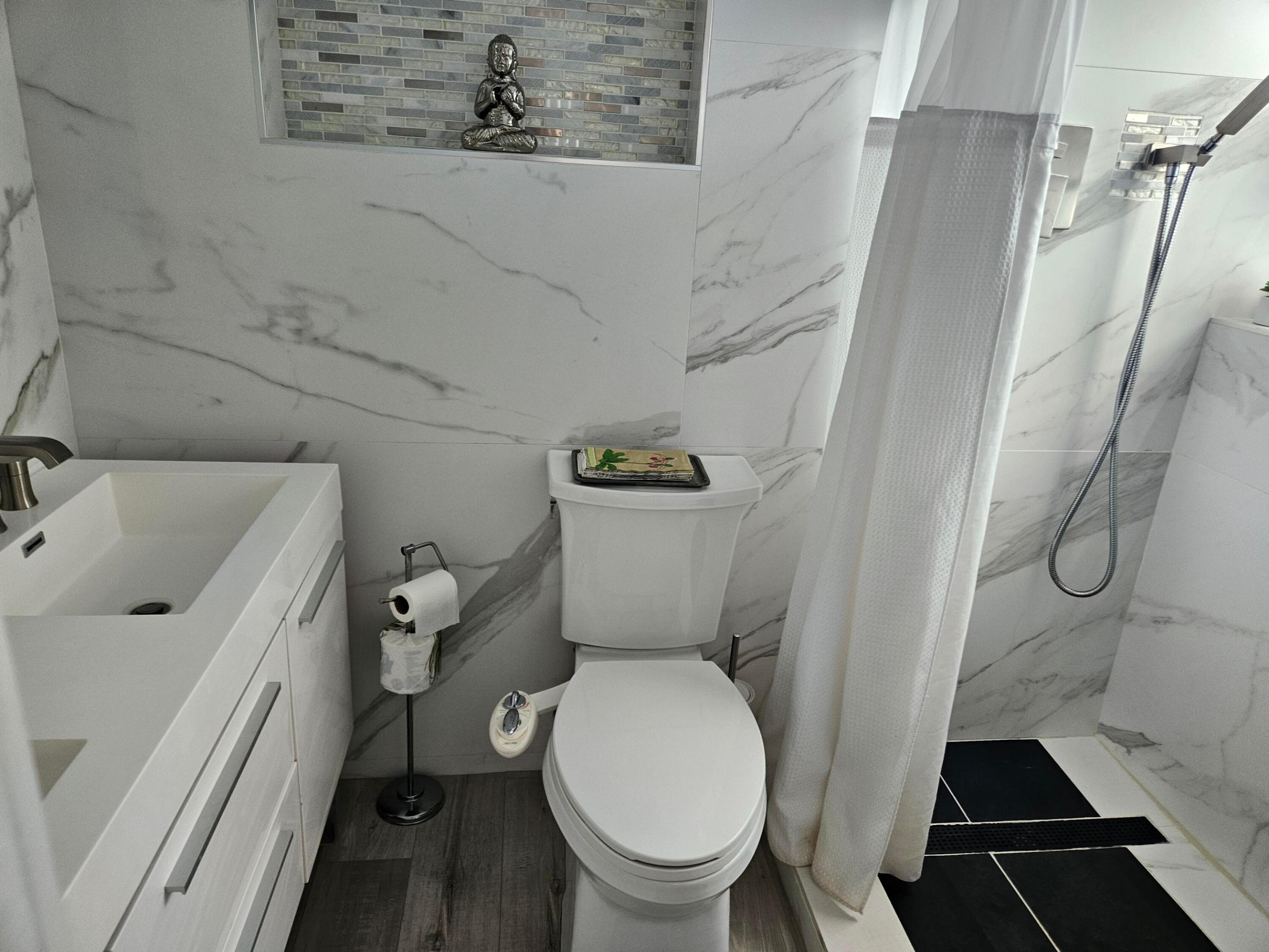 1790 E Las Olas #11 Fort Lauderdale, FL 33301