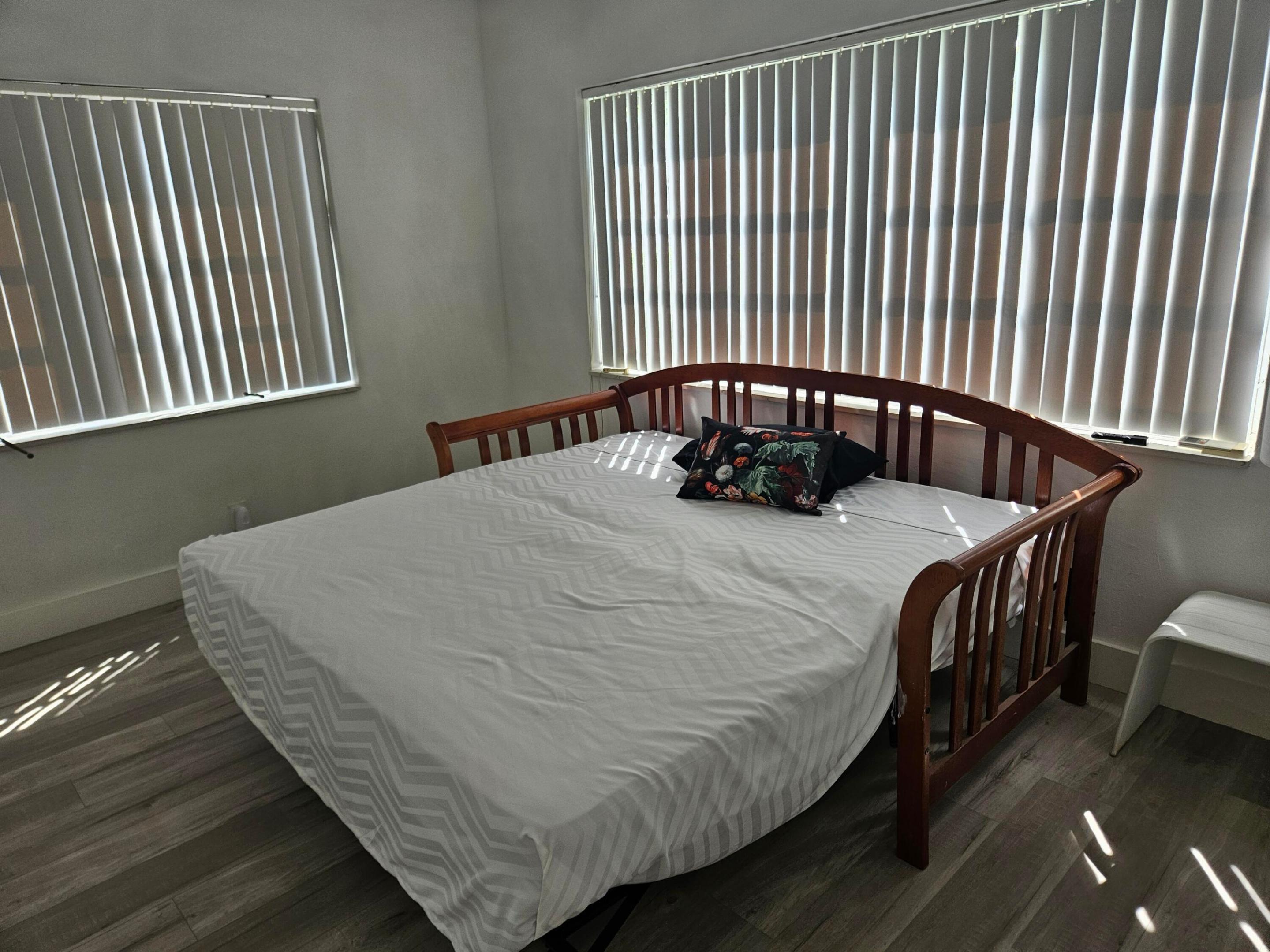 1790 E Las Olas #11 Fort Lauderdale, FL 33301