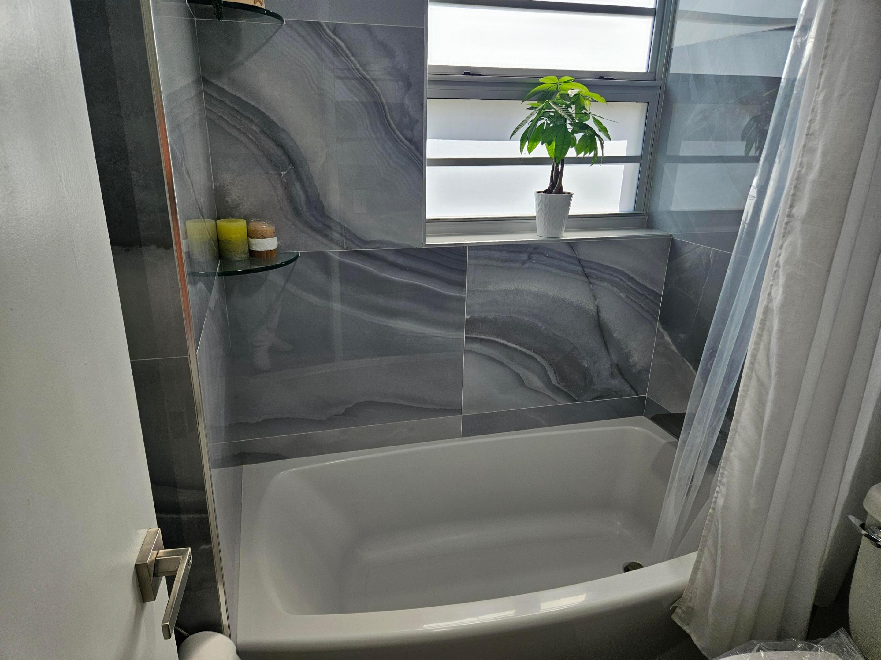 1790 E Las Olas #11 Fort Lauderdale, FL 33301