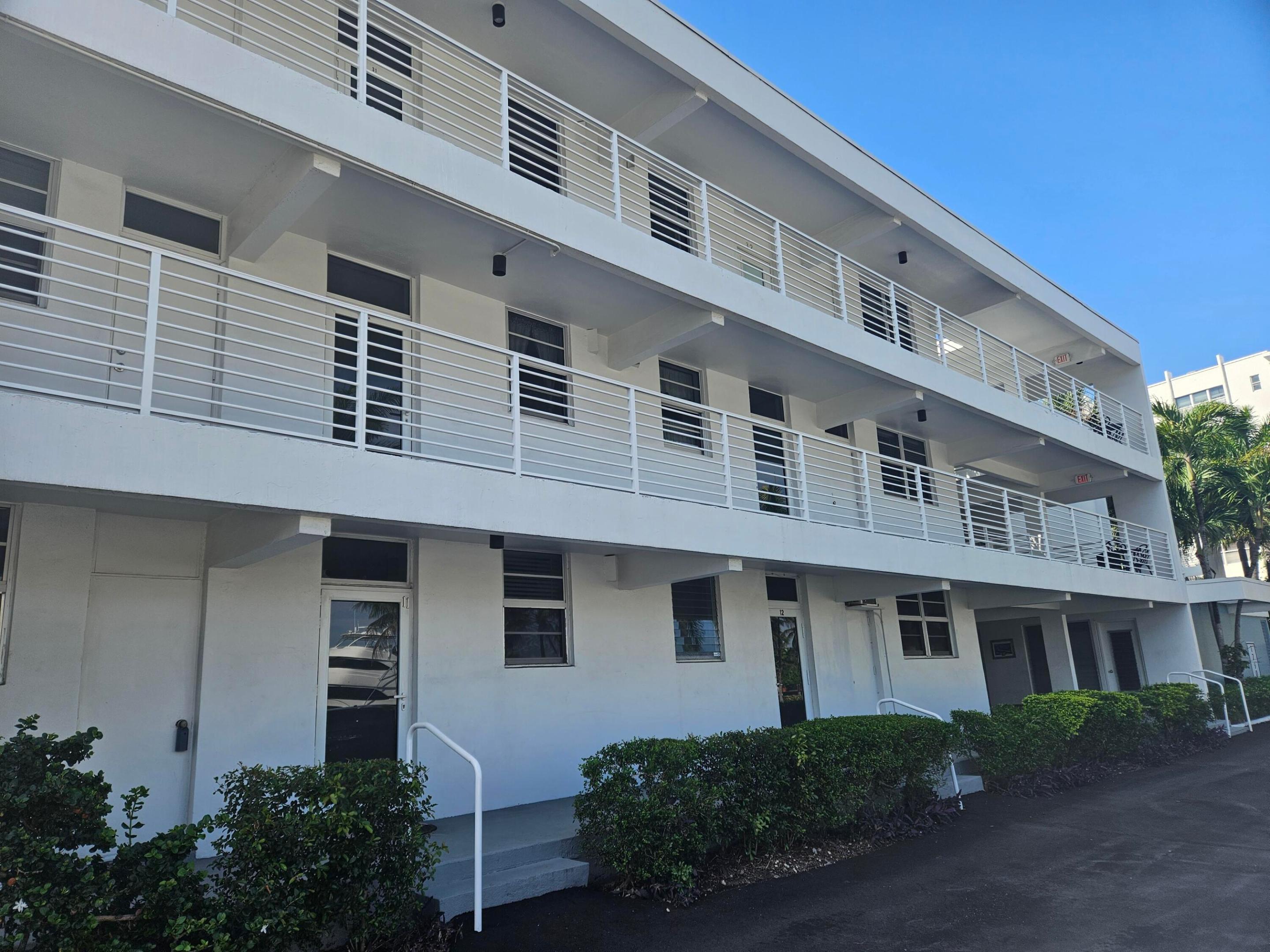 1790 E Las Olas #11 Fort Lauderdale, FL 33301