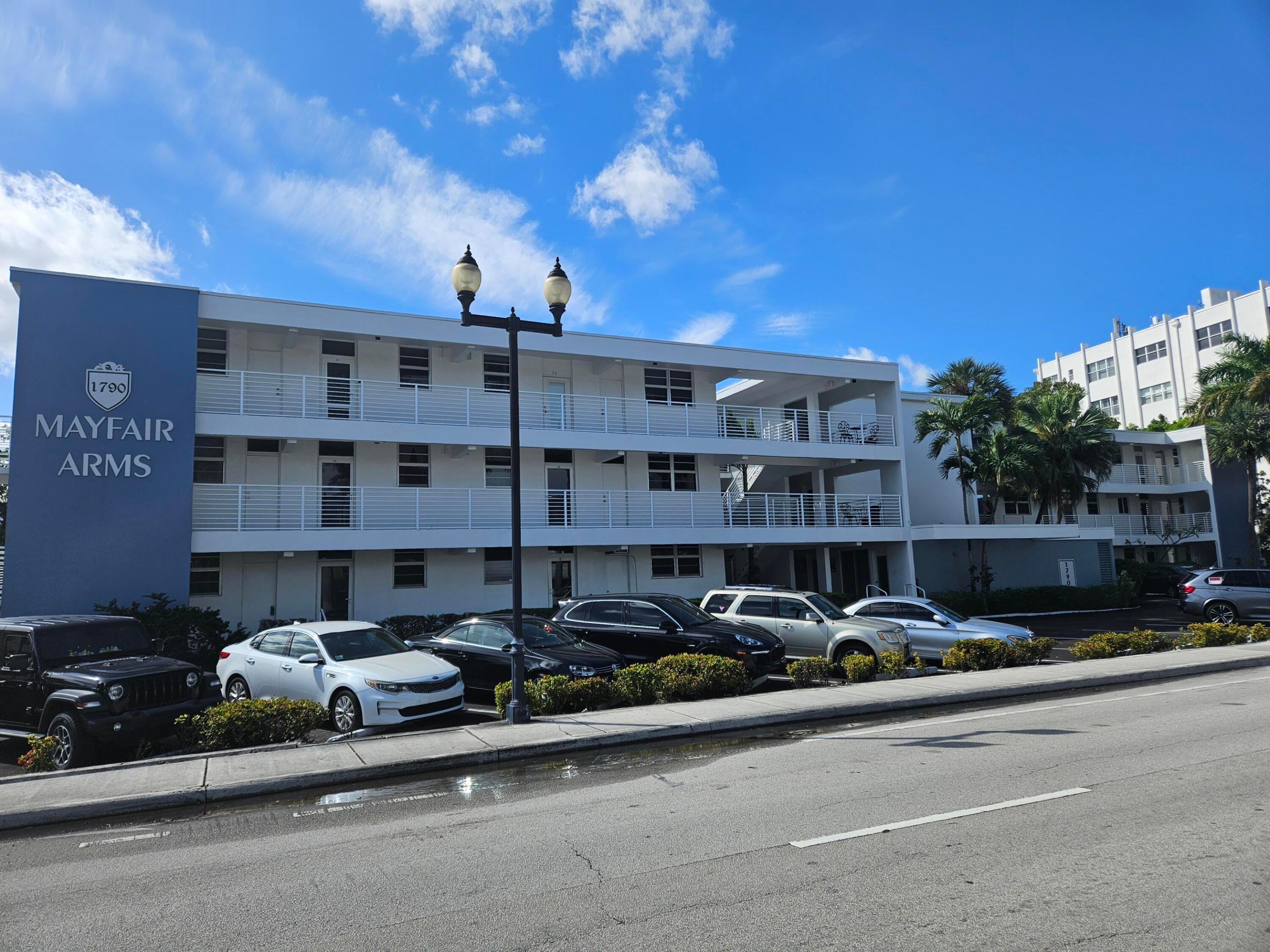 1790 E Las Olas #11 Fort Lauderdale, FL 33301