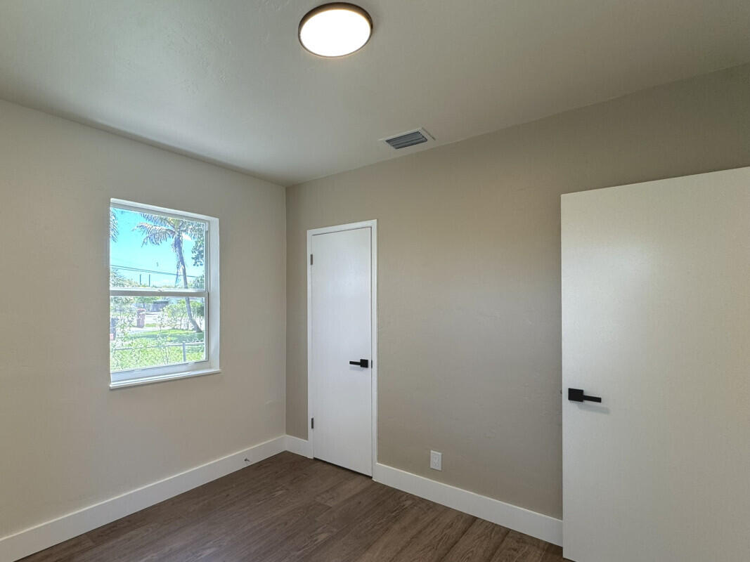 1525 NW 14th Fort Lauderdale, FL 33311