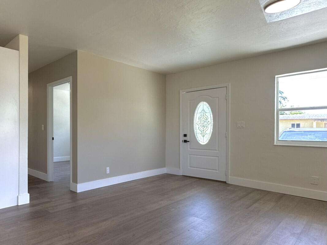 1525 NW 14th Fort Lauderdale, FL 33311