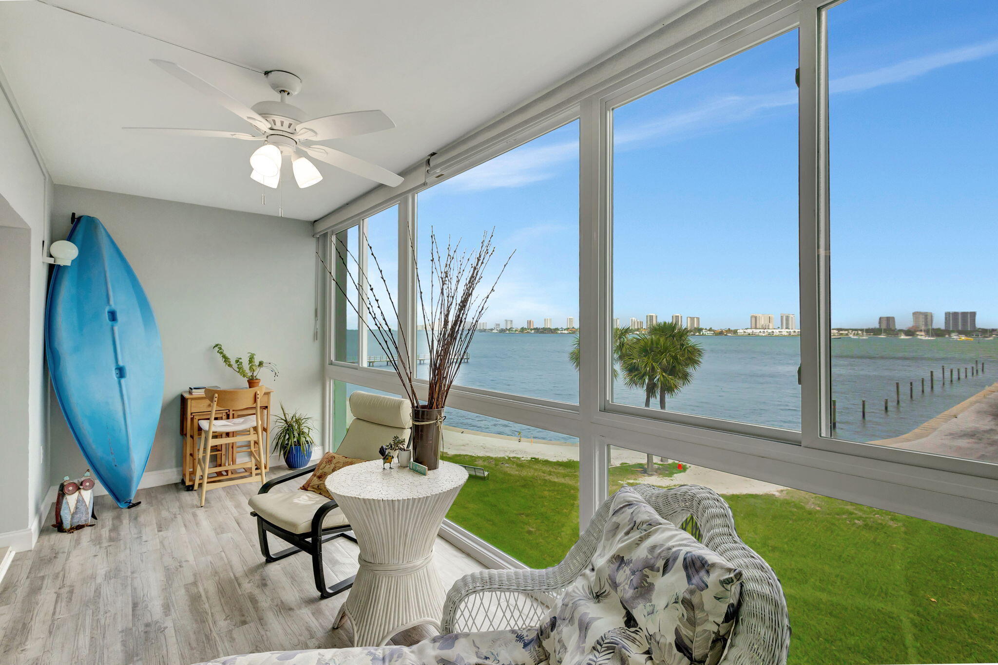 2936 Lake Shr #309