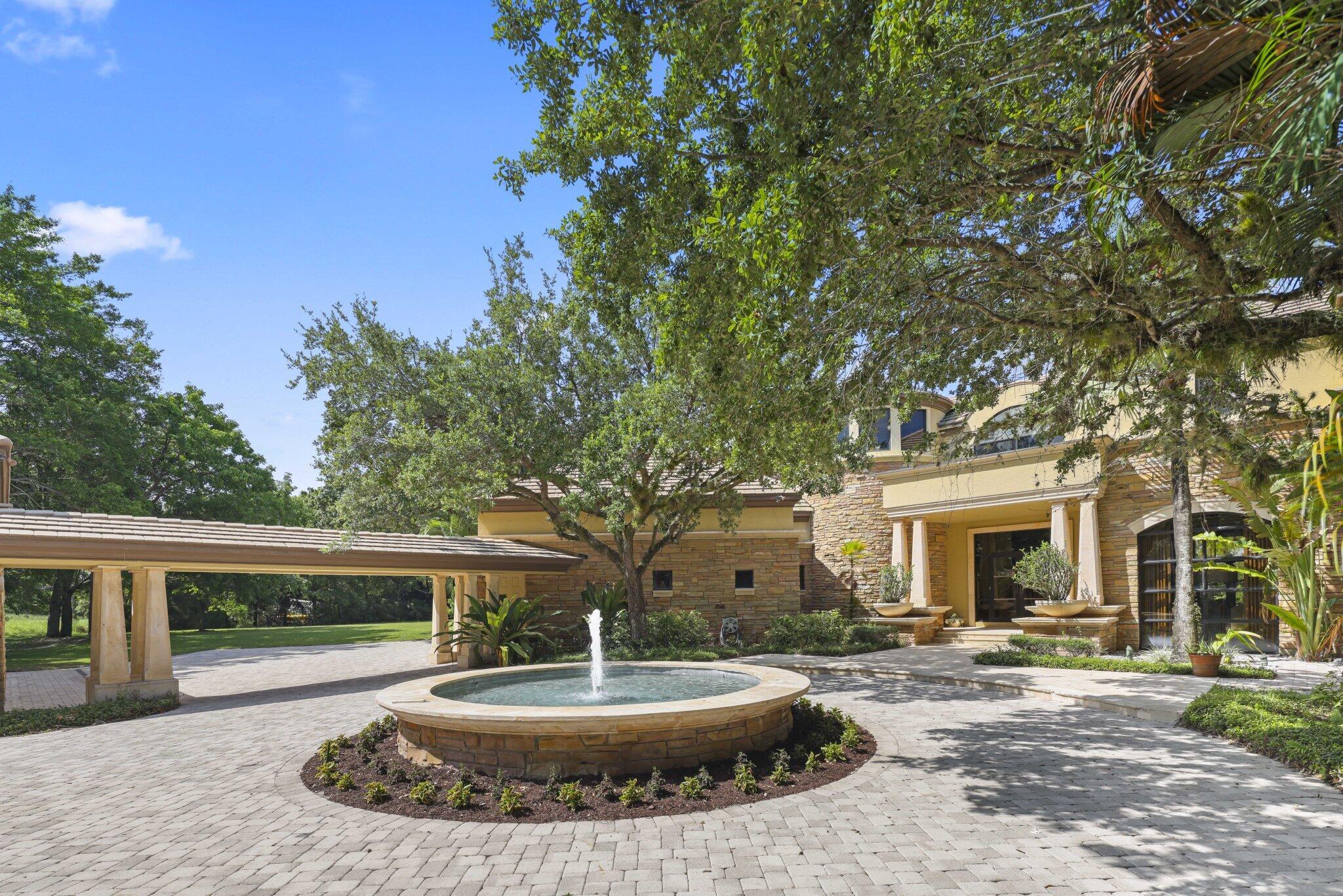 6001 Le Lac Boca Raton, FL 33496