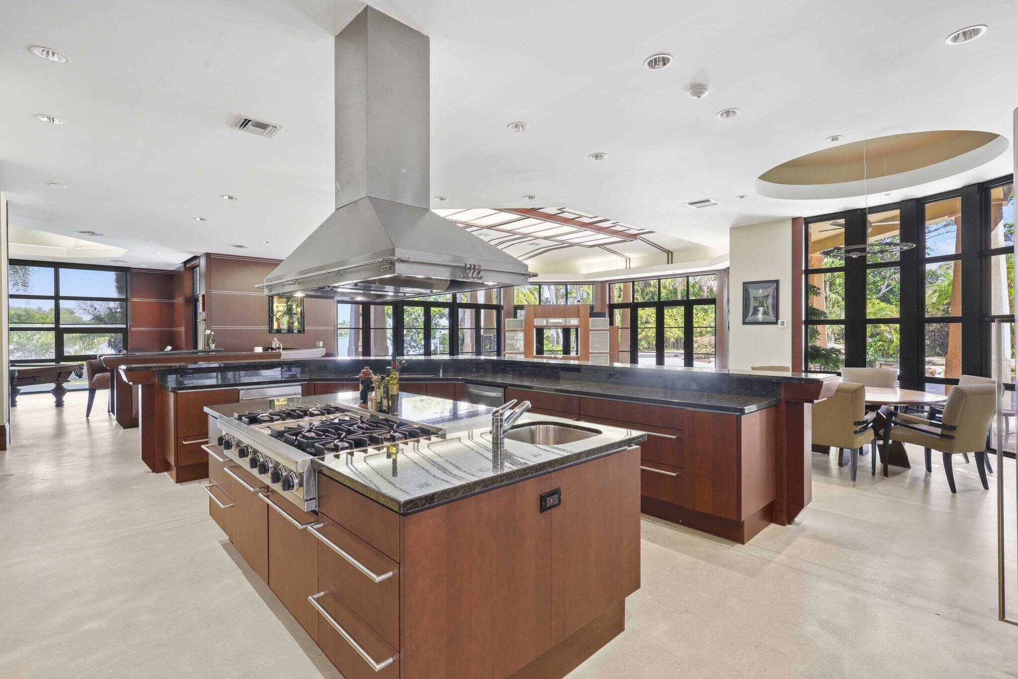 6001 Le Lac Boca Raton, FL 33496